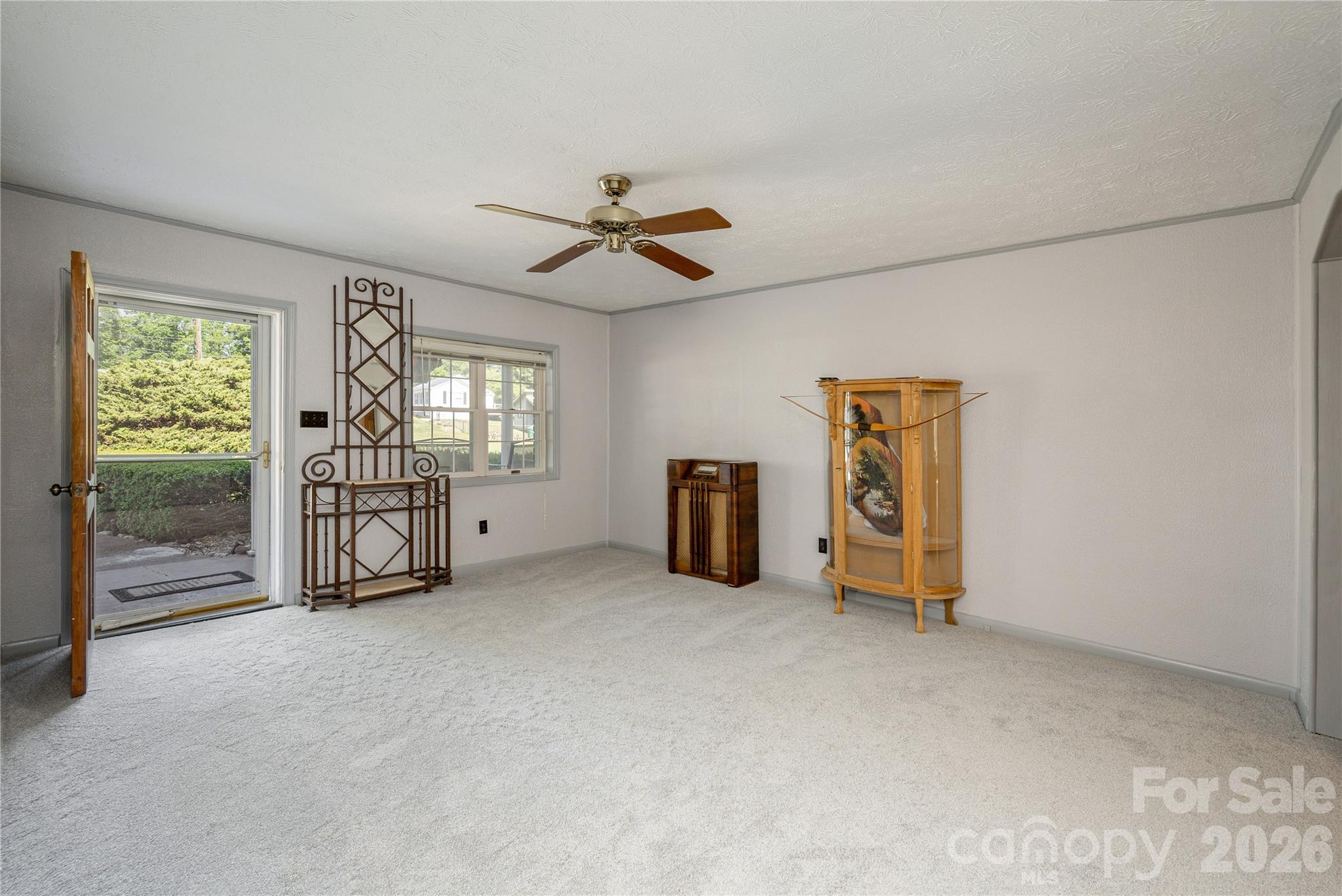 231 Allen Road — East Flat Rock