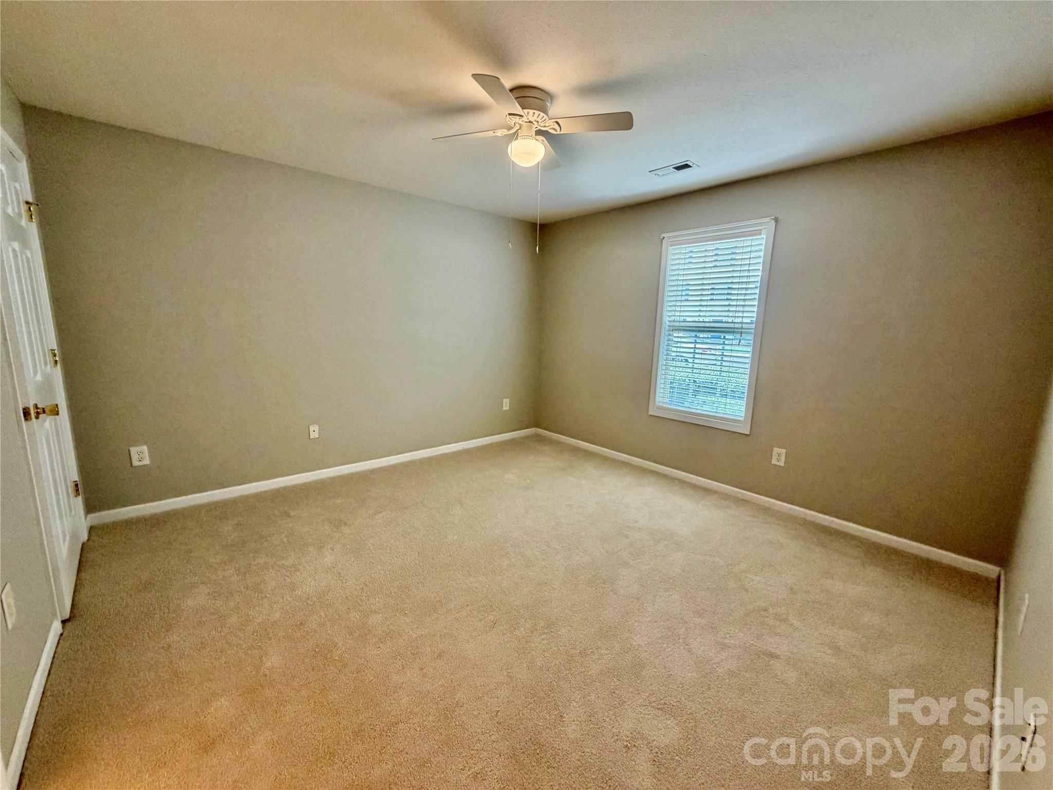 4002 Town Center Road — Harrisburg