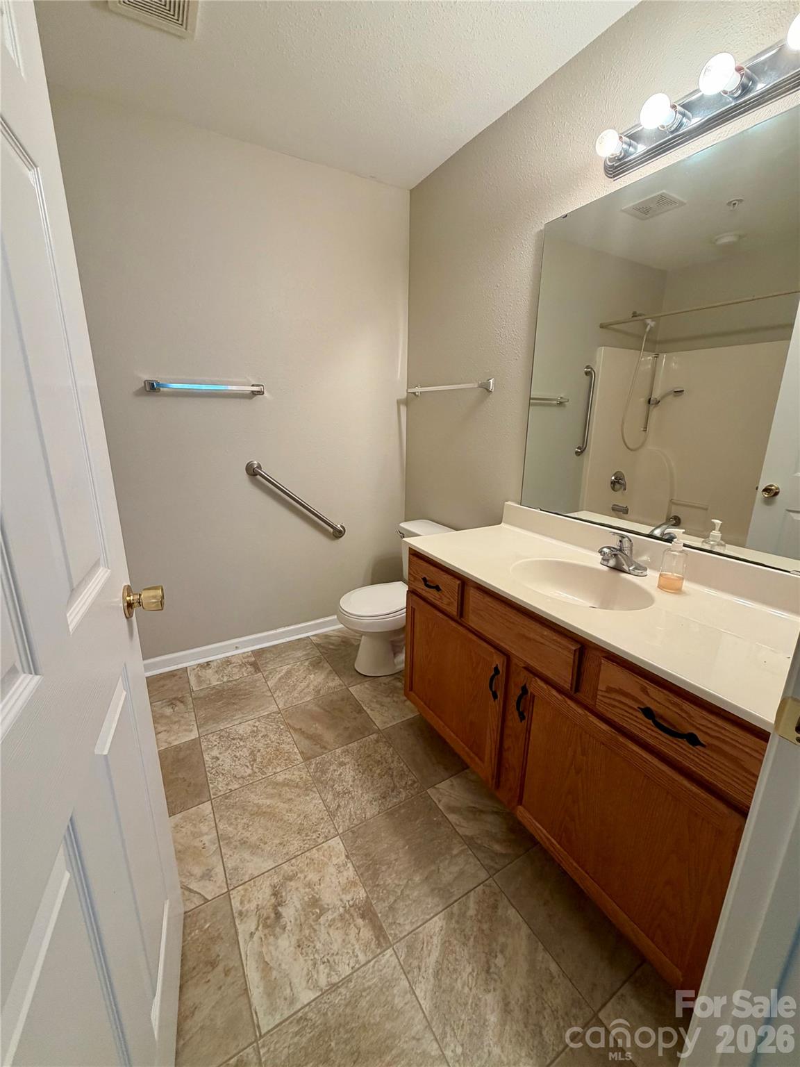 4002 Town Center Road — Harrisburg