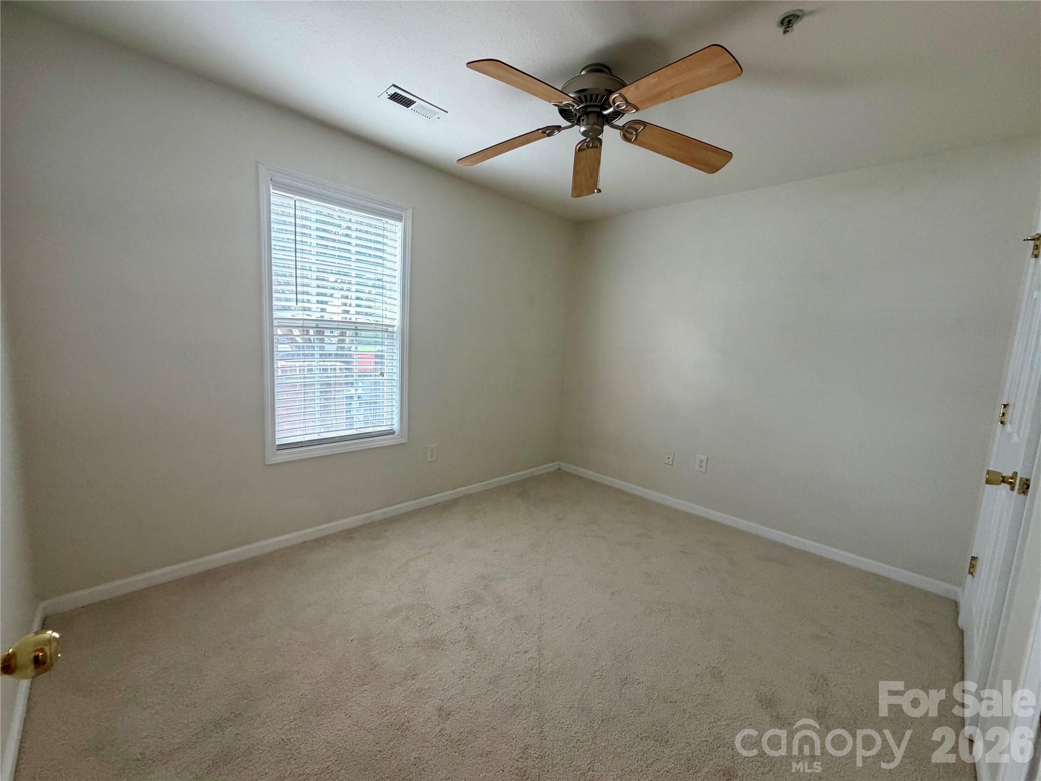 4002 Town Center Road — Harrisburg