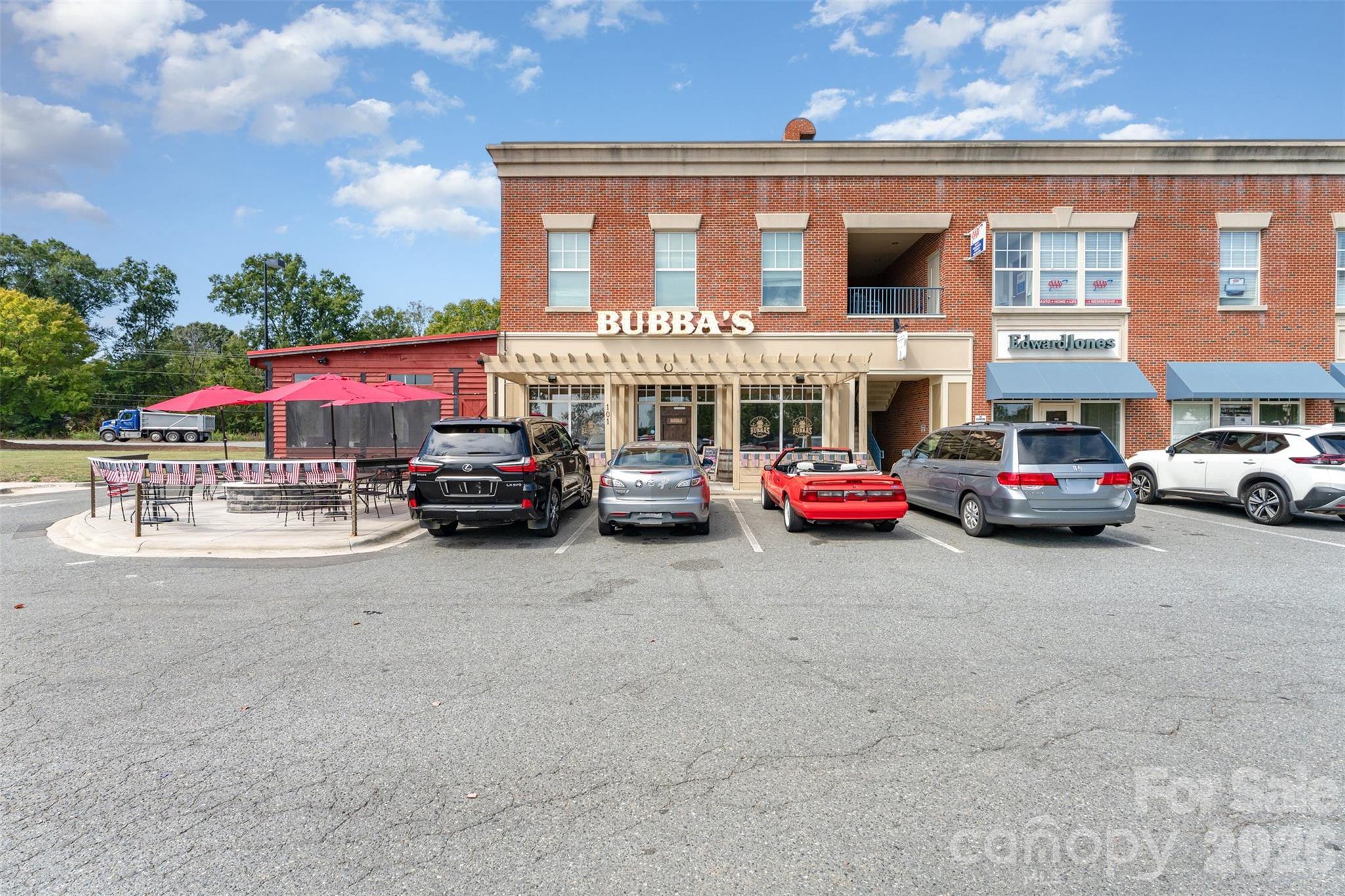 4002 Town Center Road — Harrisburg