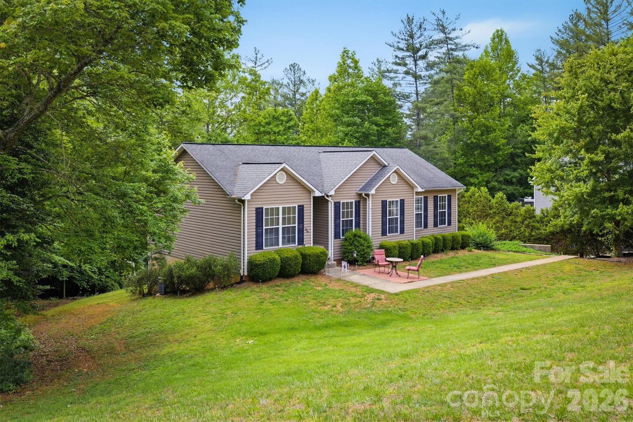 249 Forest Glen Way — Morganton
