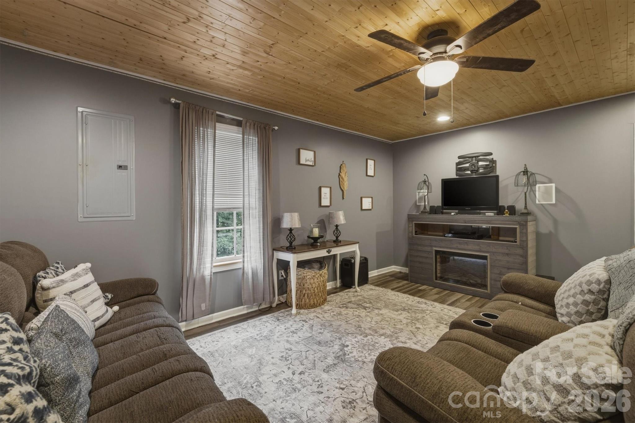 249 Forest Glen Way — Morganton