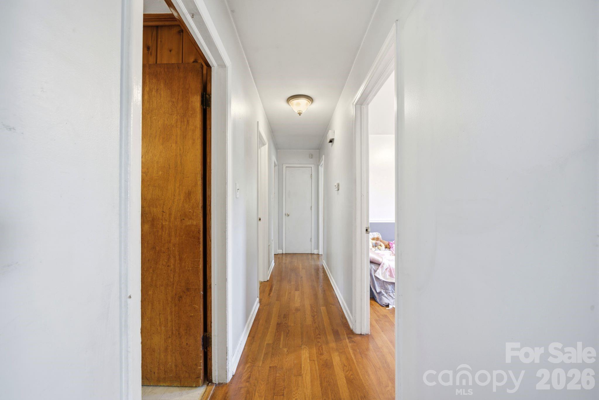 207 Starview Lane — Dallas