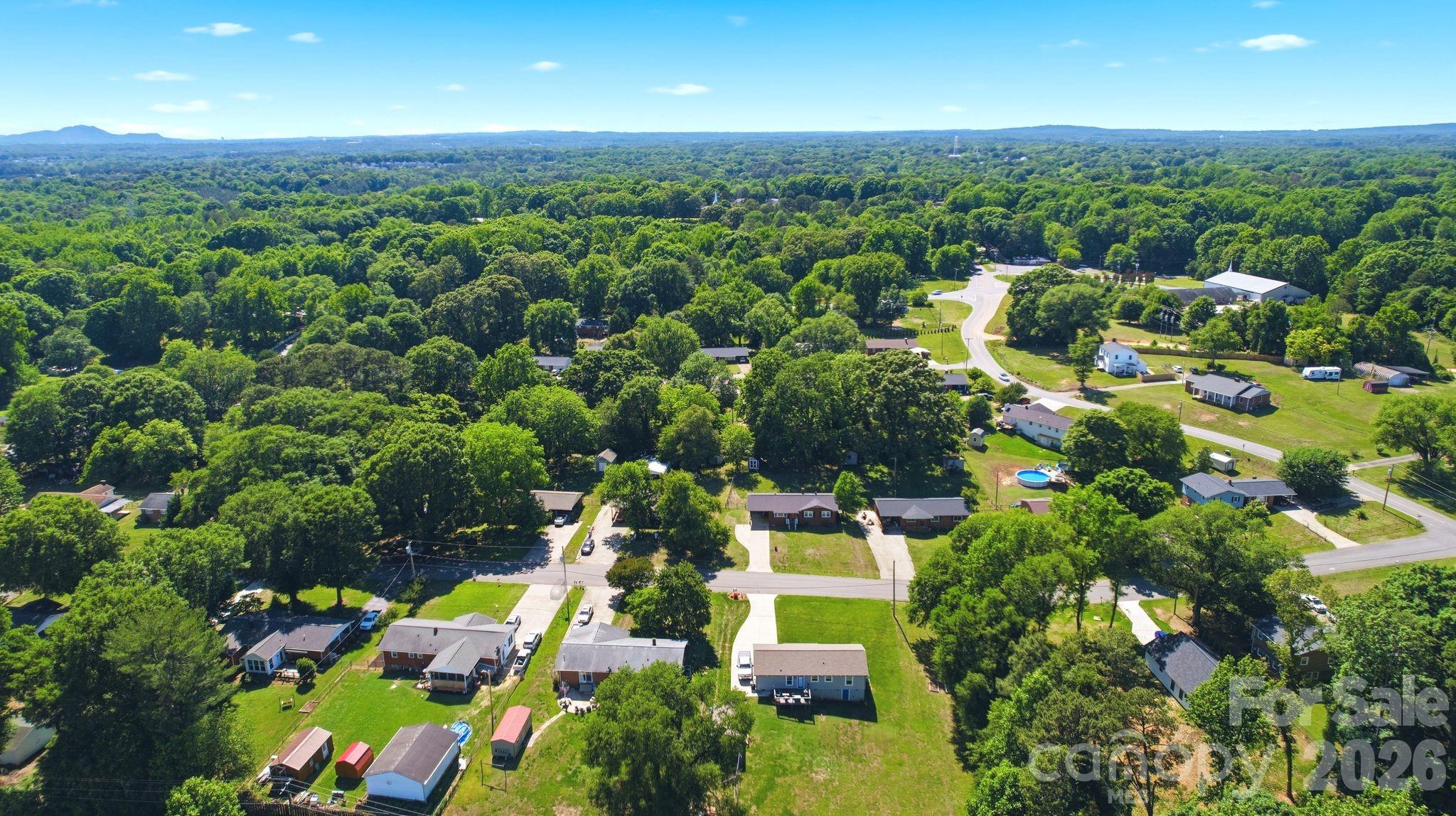 207 Starview Lane — Dallas