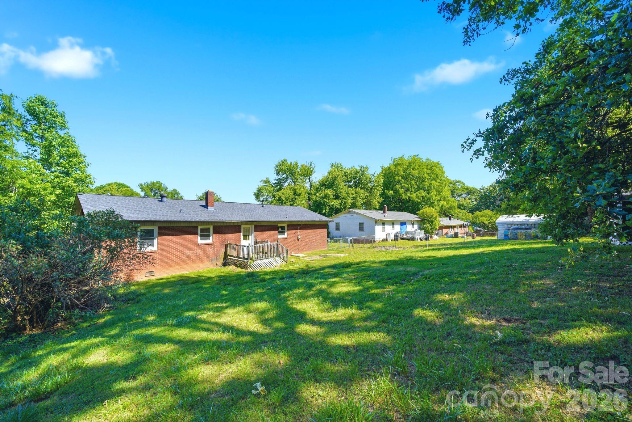 207 Starview Lane — Dallas