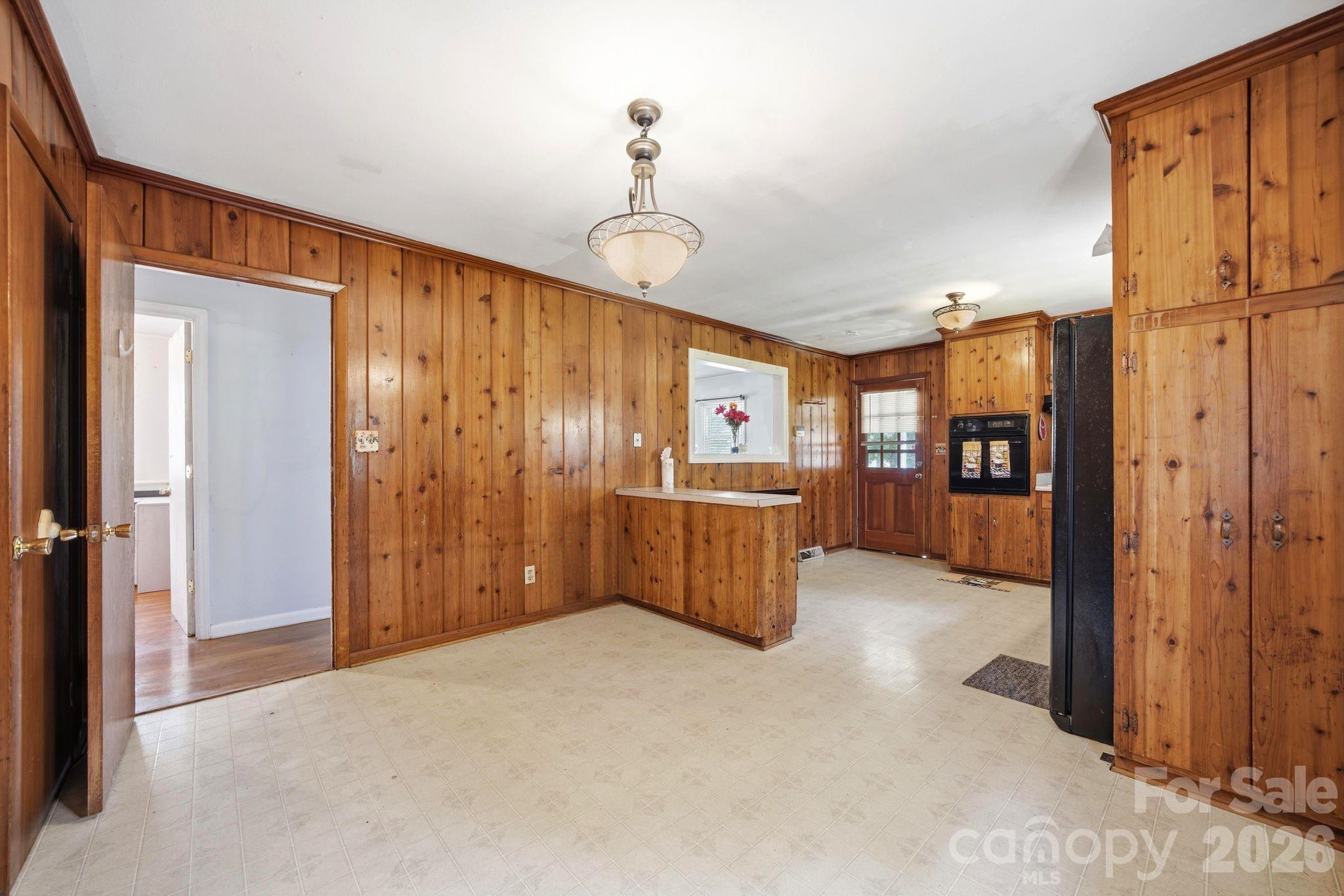 207 Starview Lane — Dallas