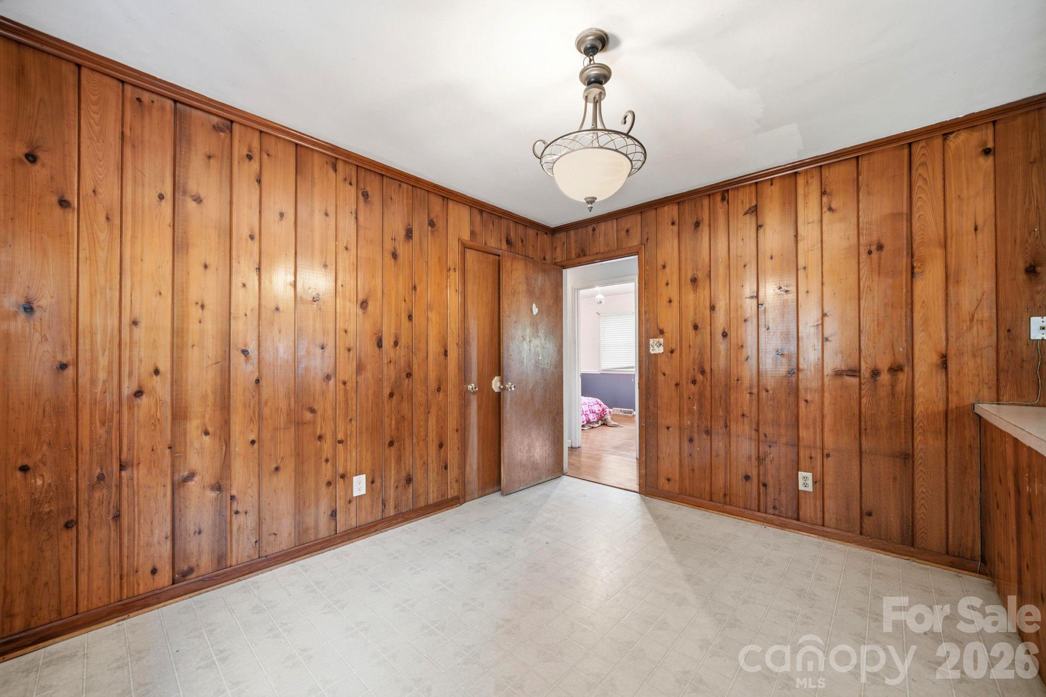 207 Starview Lane — Dallas