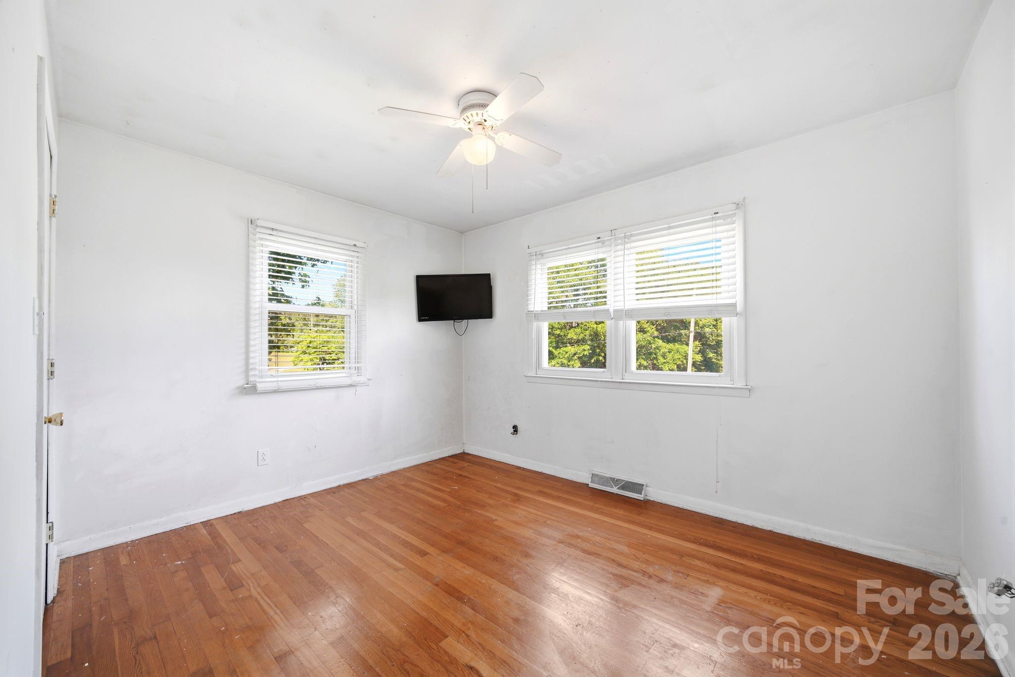 207 Starview Lane — Dallas