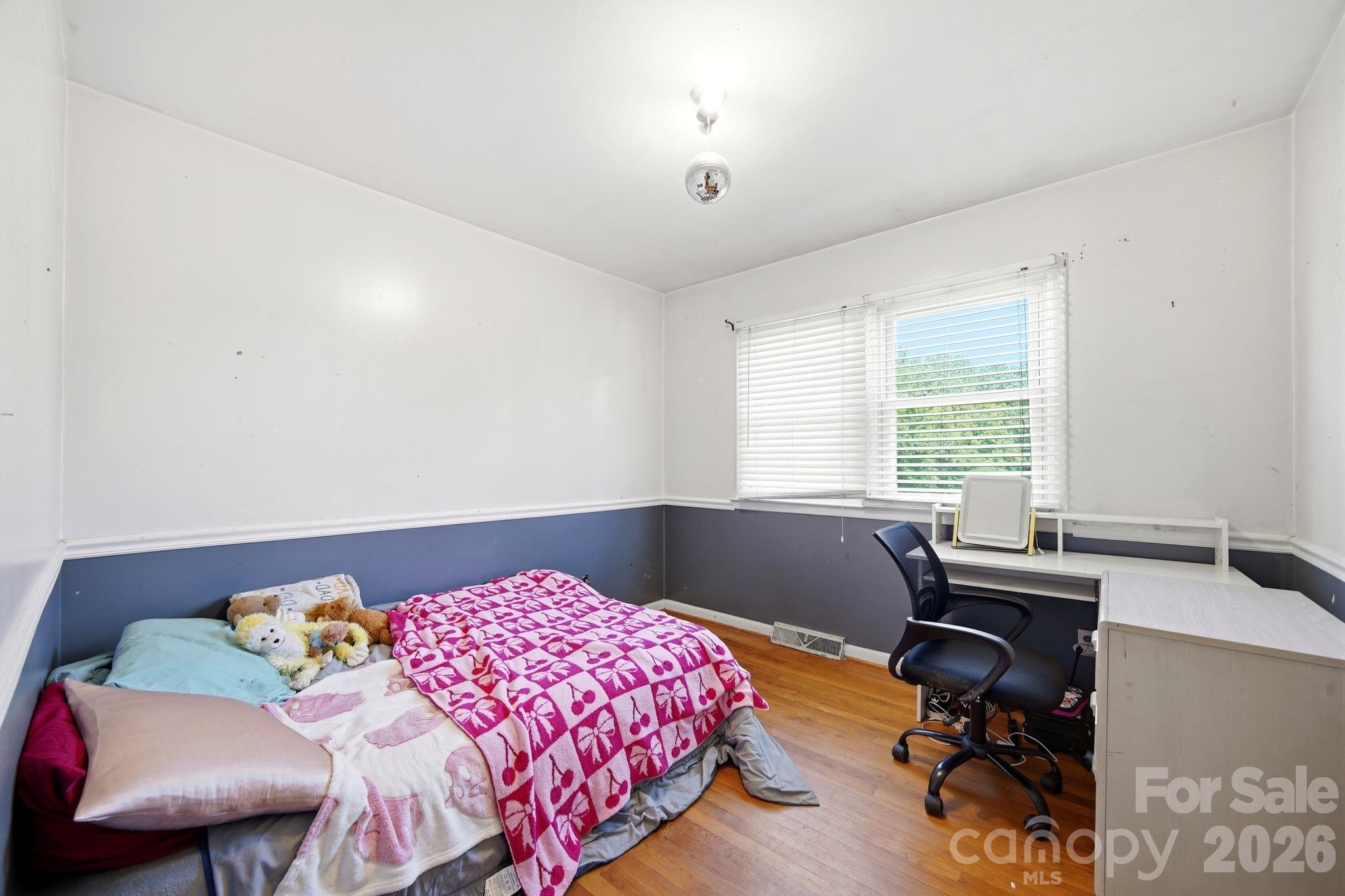 207 Starview Lane — Dallas