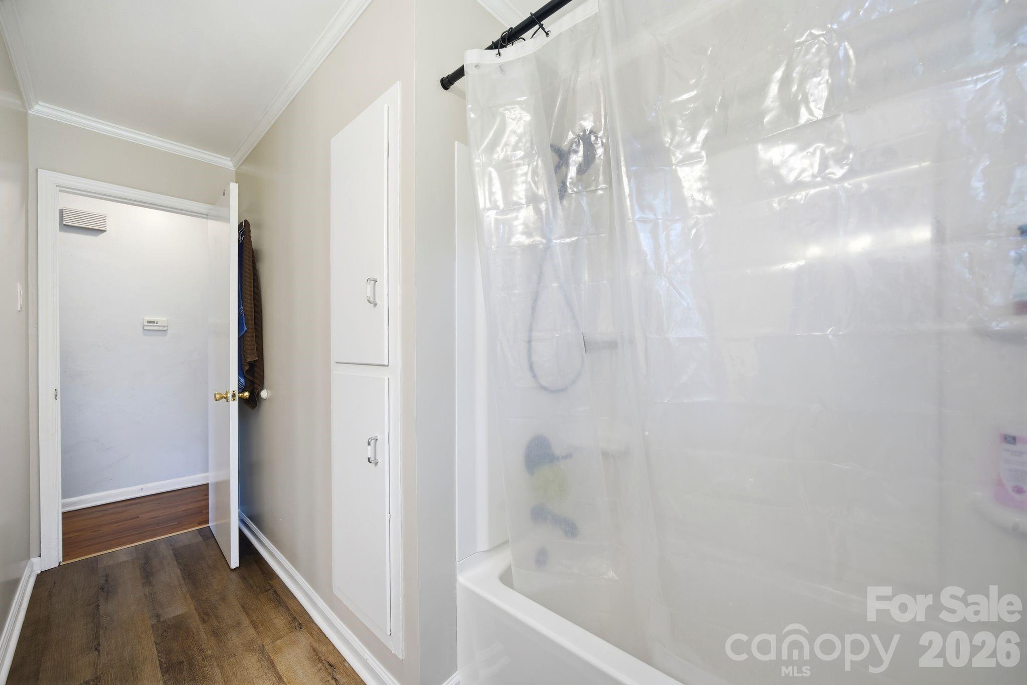 207 Starview Lane — Dallas