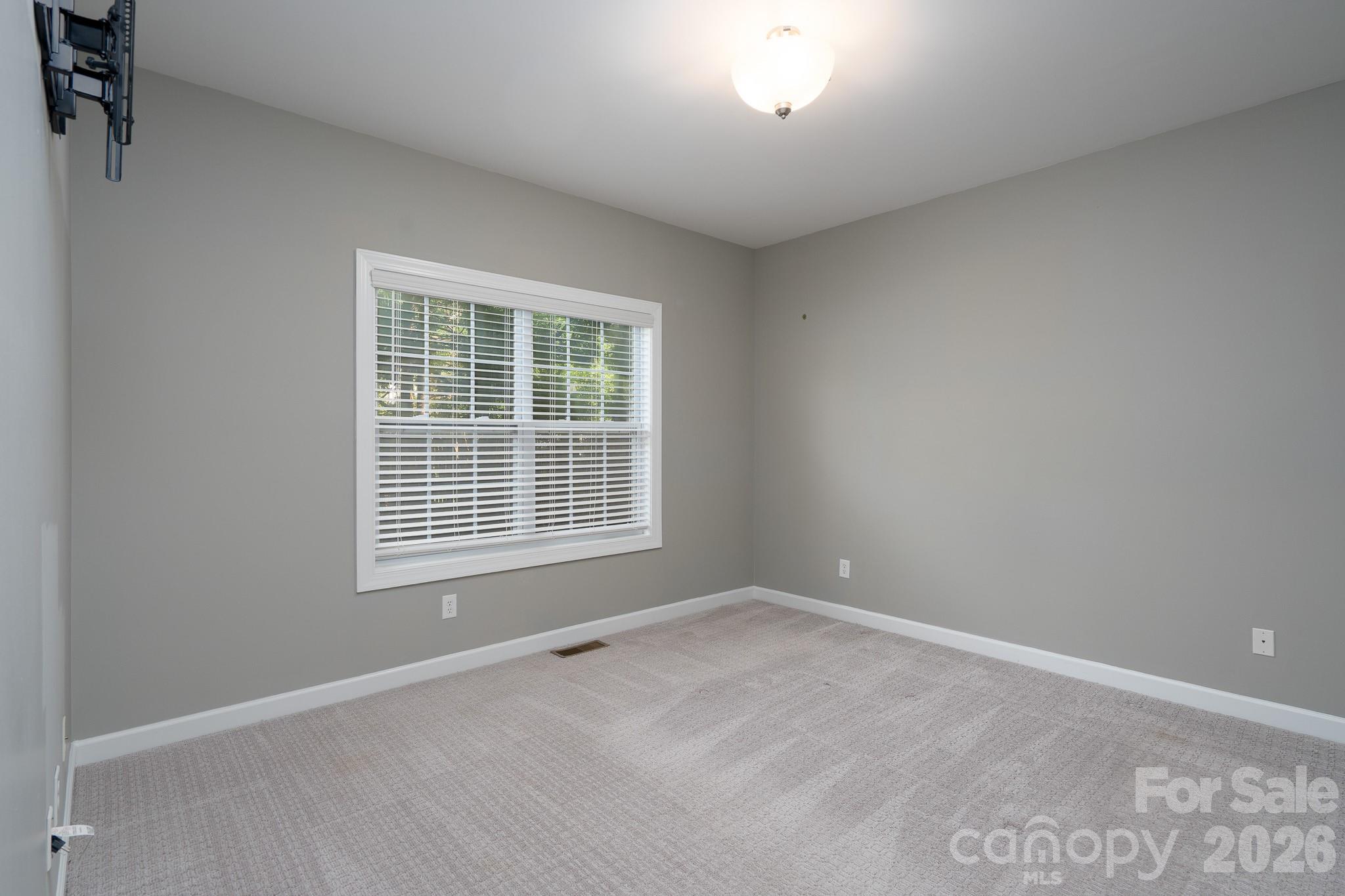 660 Vega Street NW — Concord