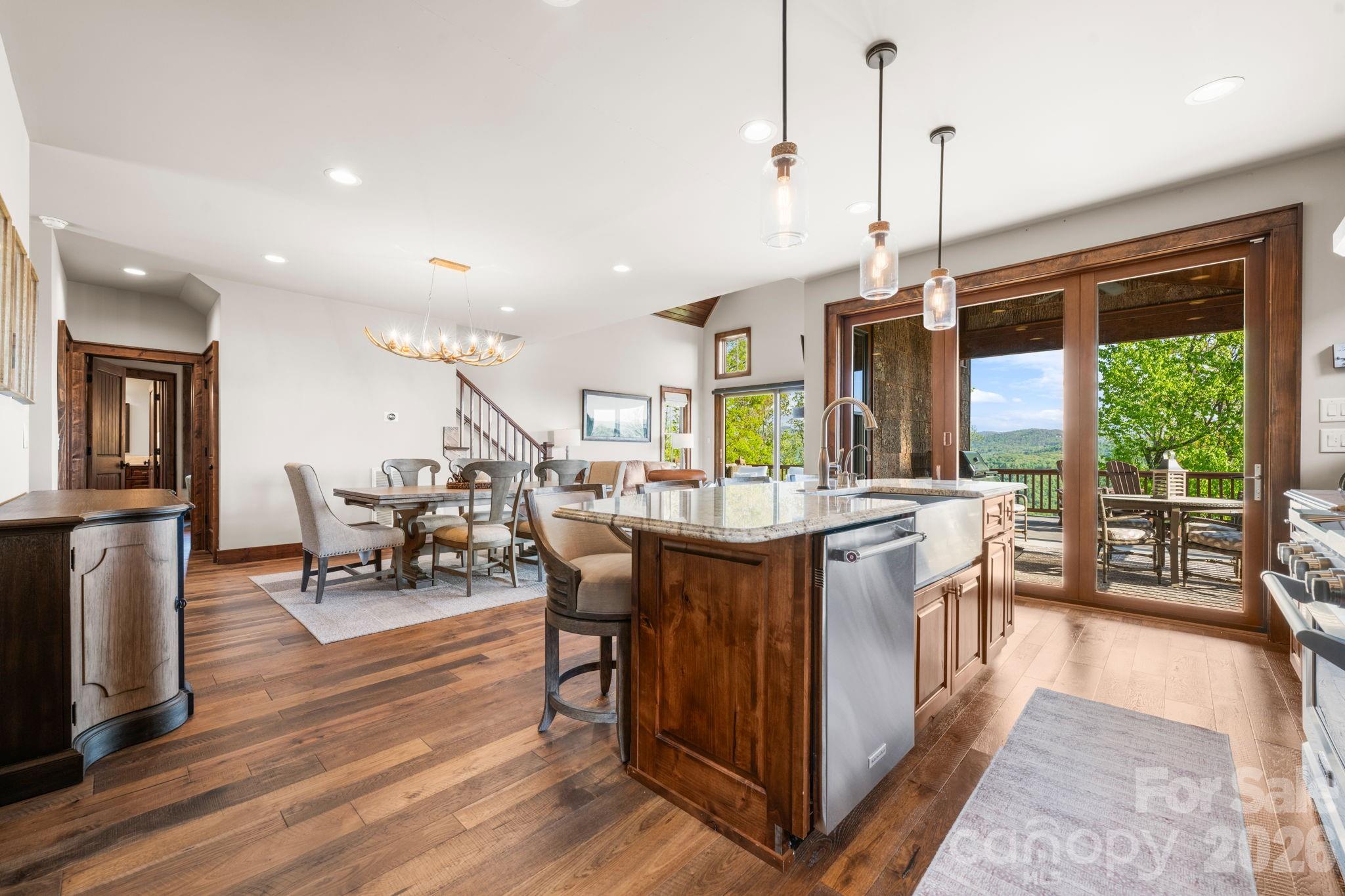 92 White Eagle Trail — Banner Elk