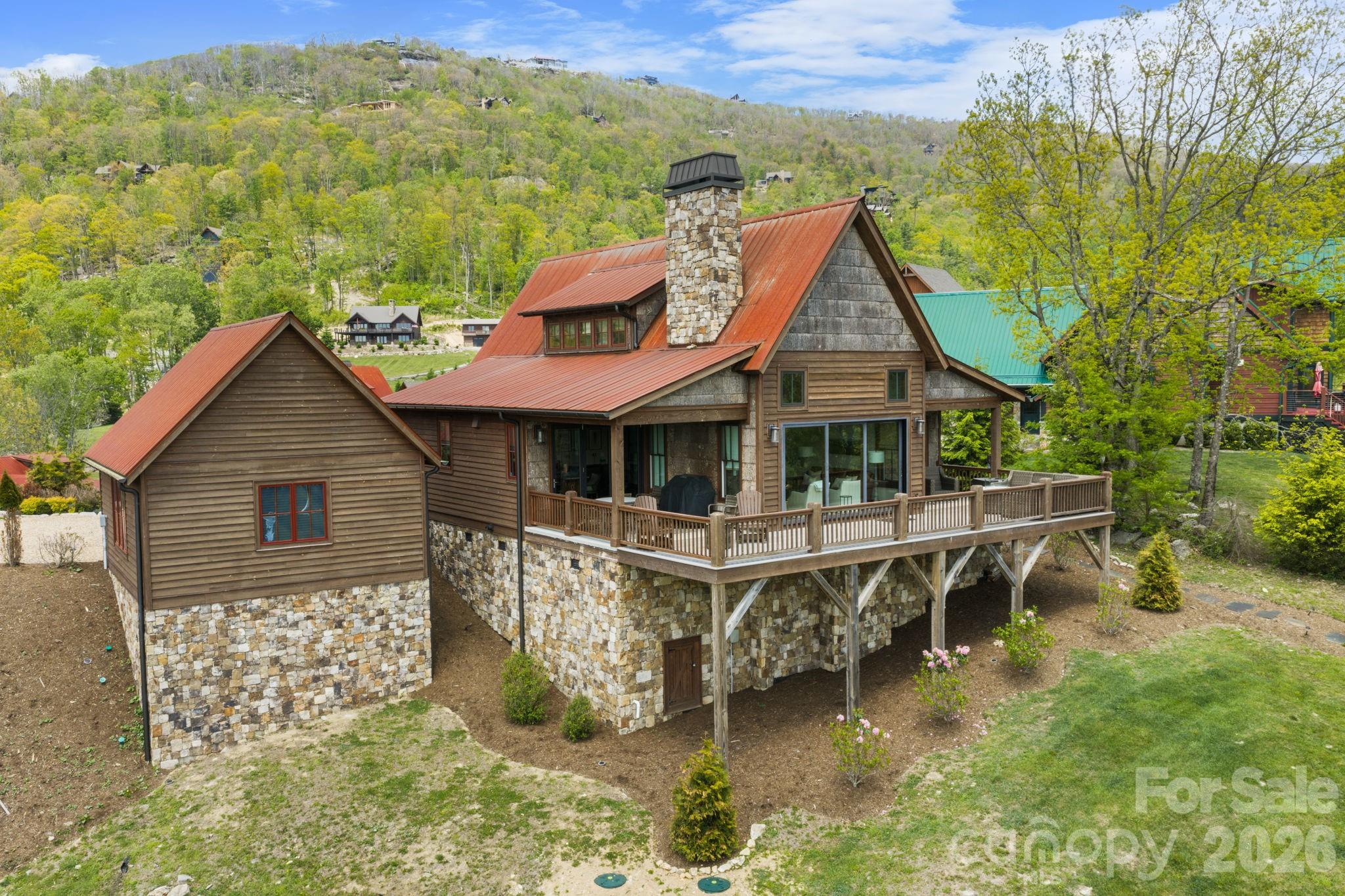 92 White Eagle Trail — Banner Elk