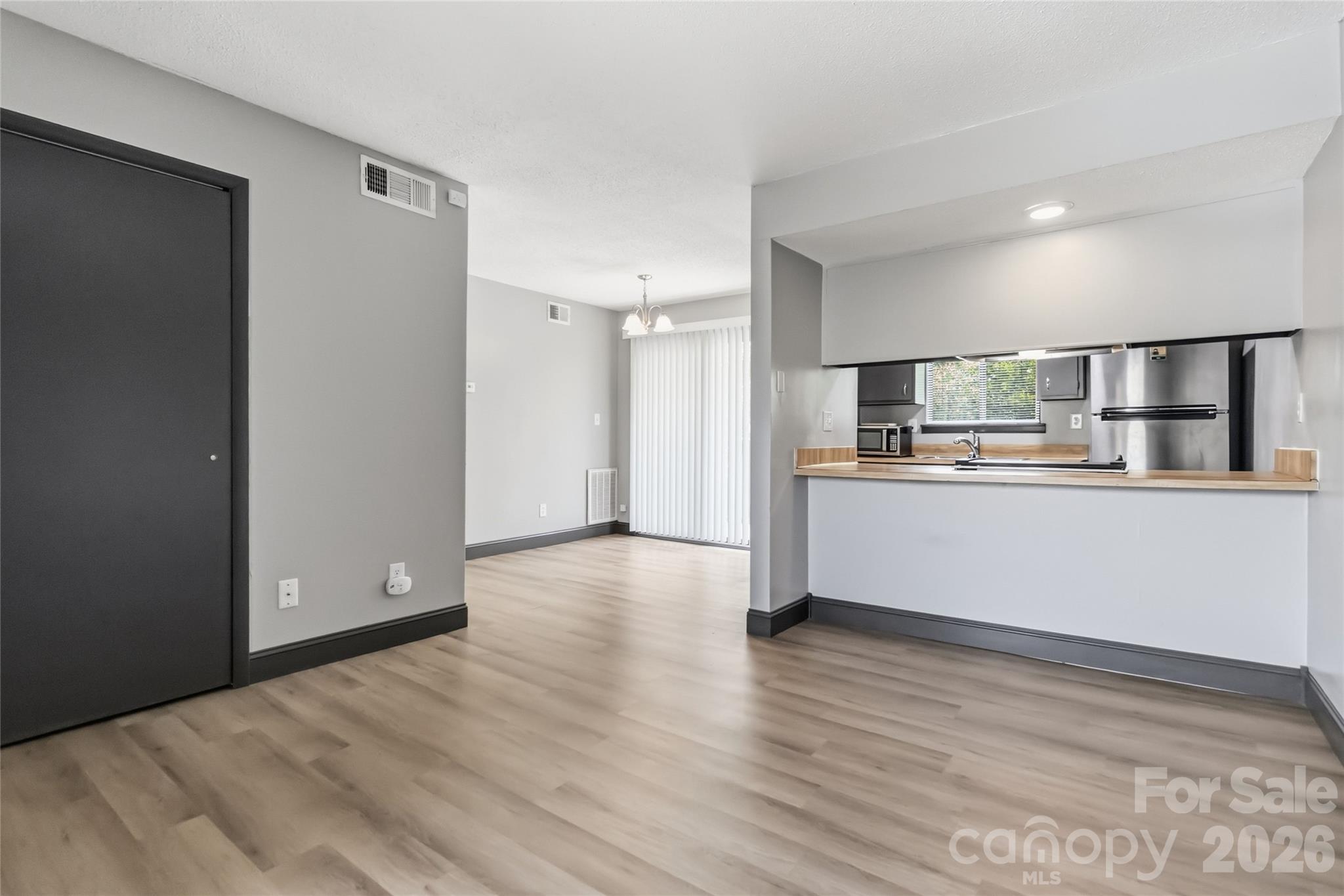11033 Cedar View Road — Charlotte