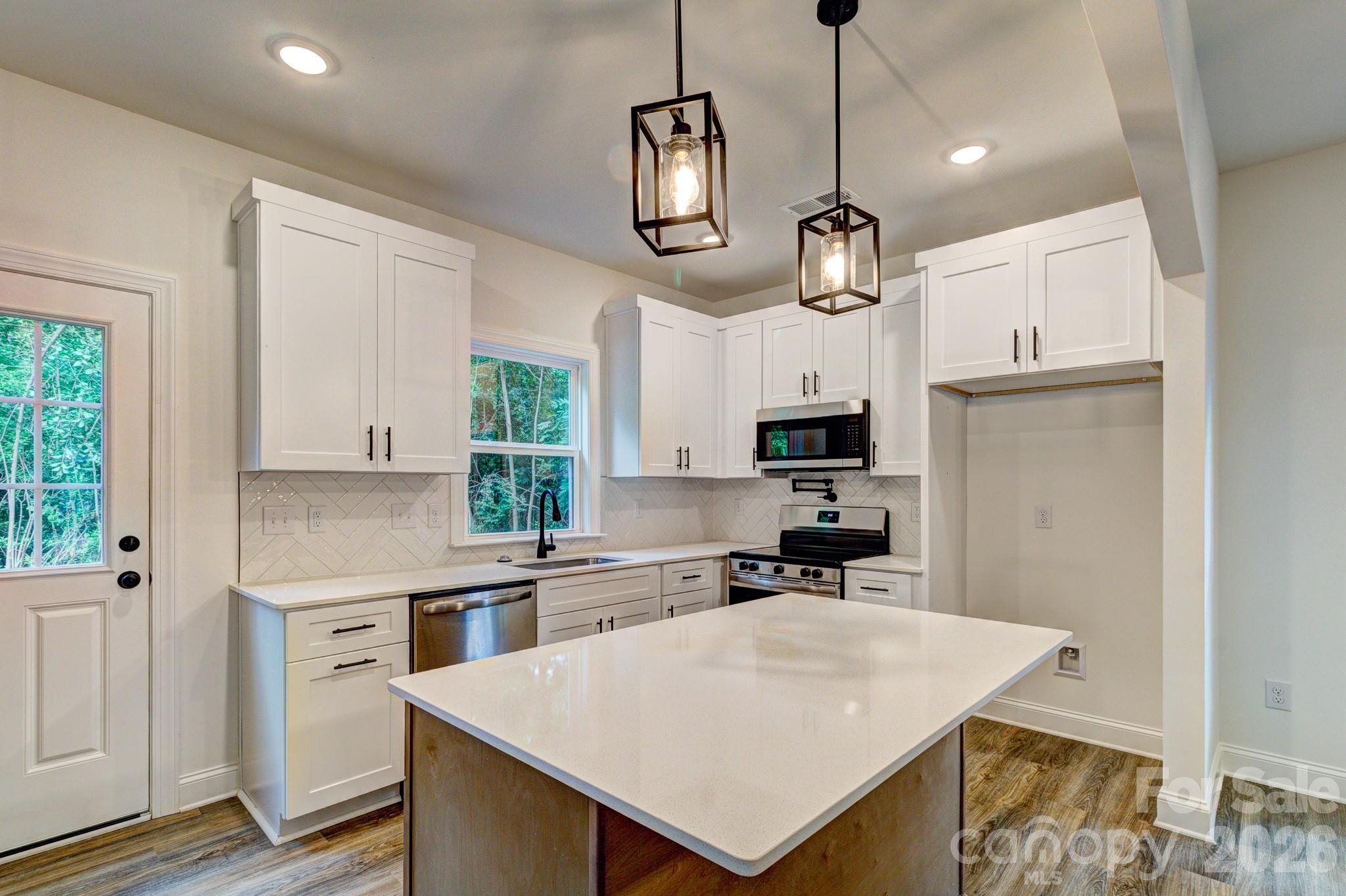 816.5 Frederick Street #24 — Shelby