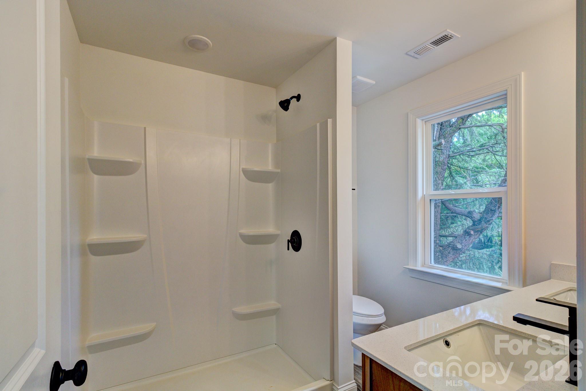 504 Oakland Drive — Shelby