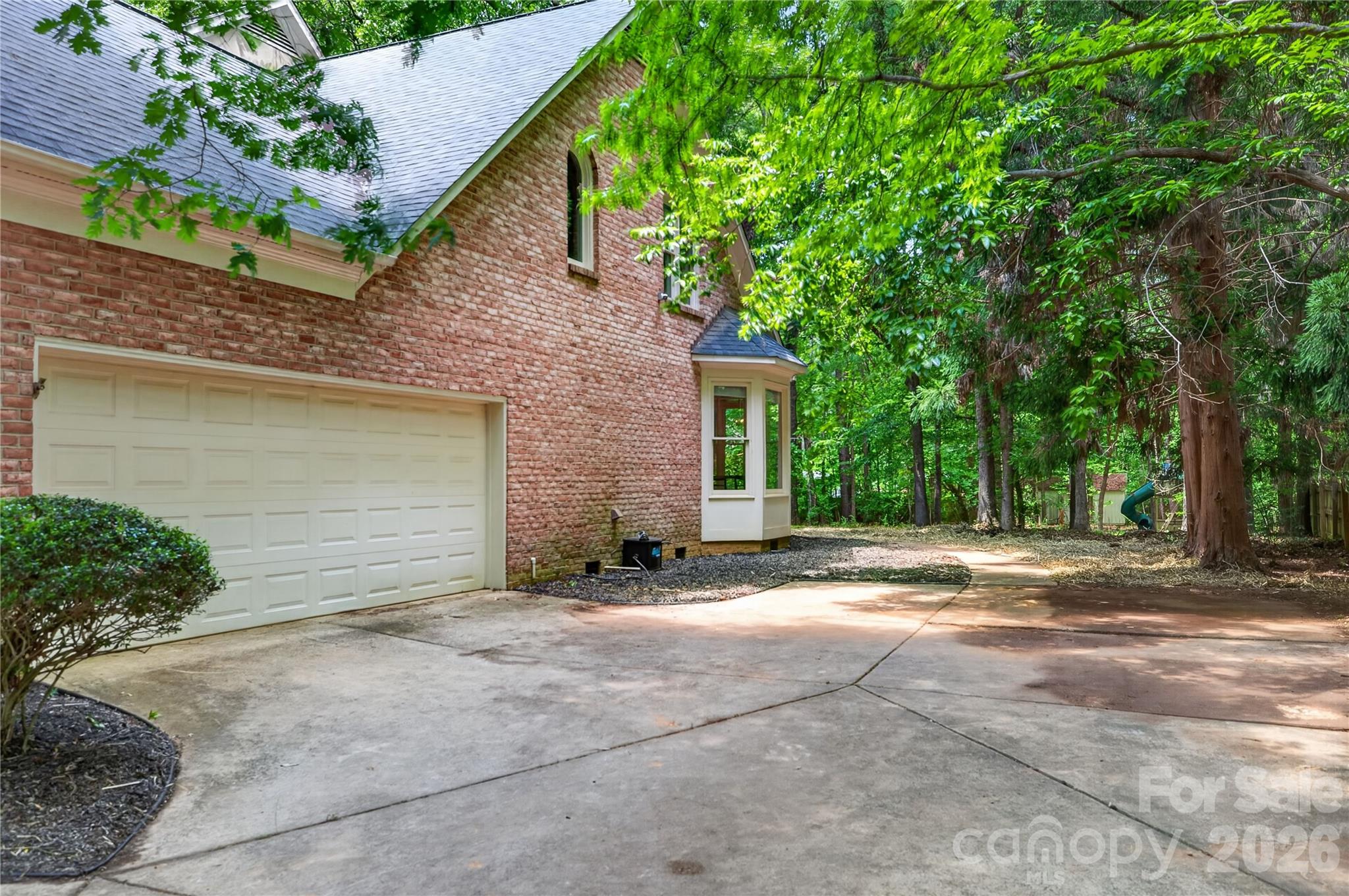 6424 Antioch Court — Matthews