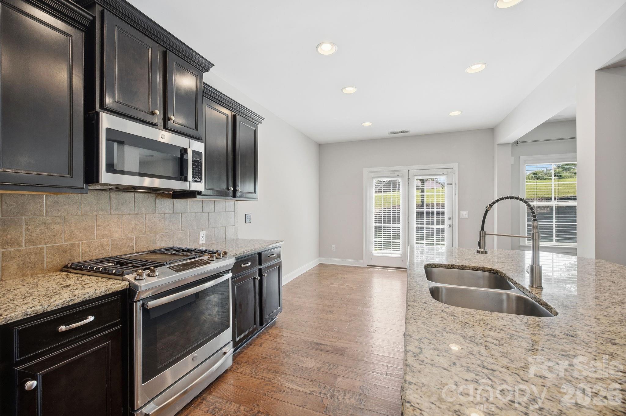 2284 Barrowcliffe Drive NW — Concord