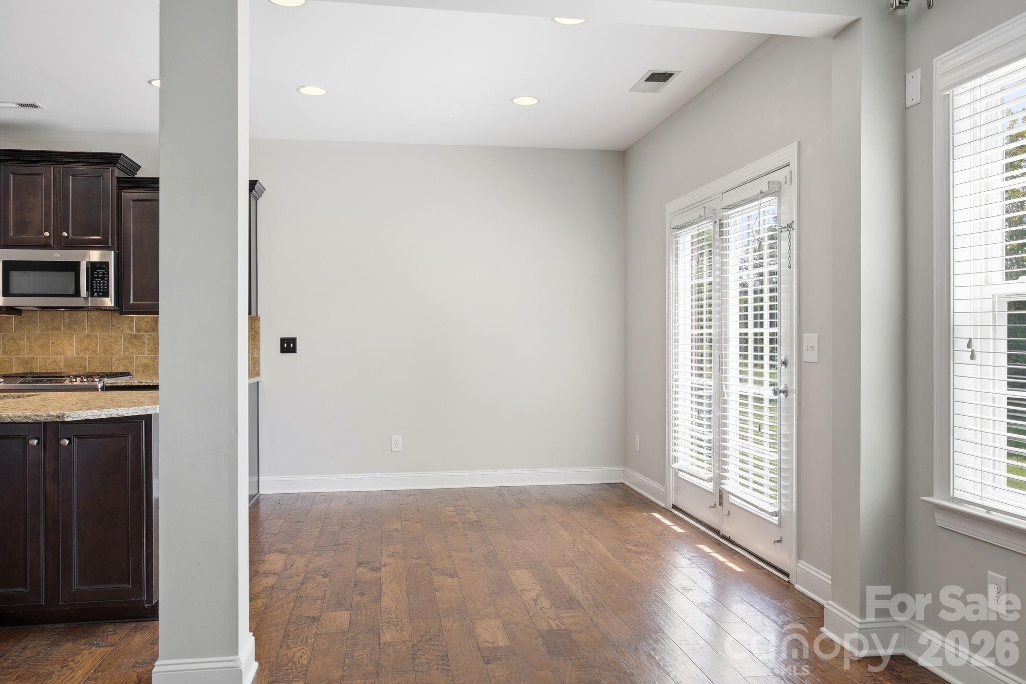 2284 Barrowcliffe Drive NW — Concord