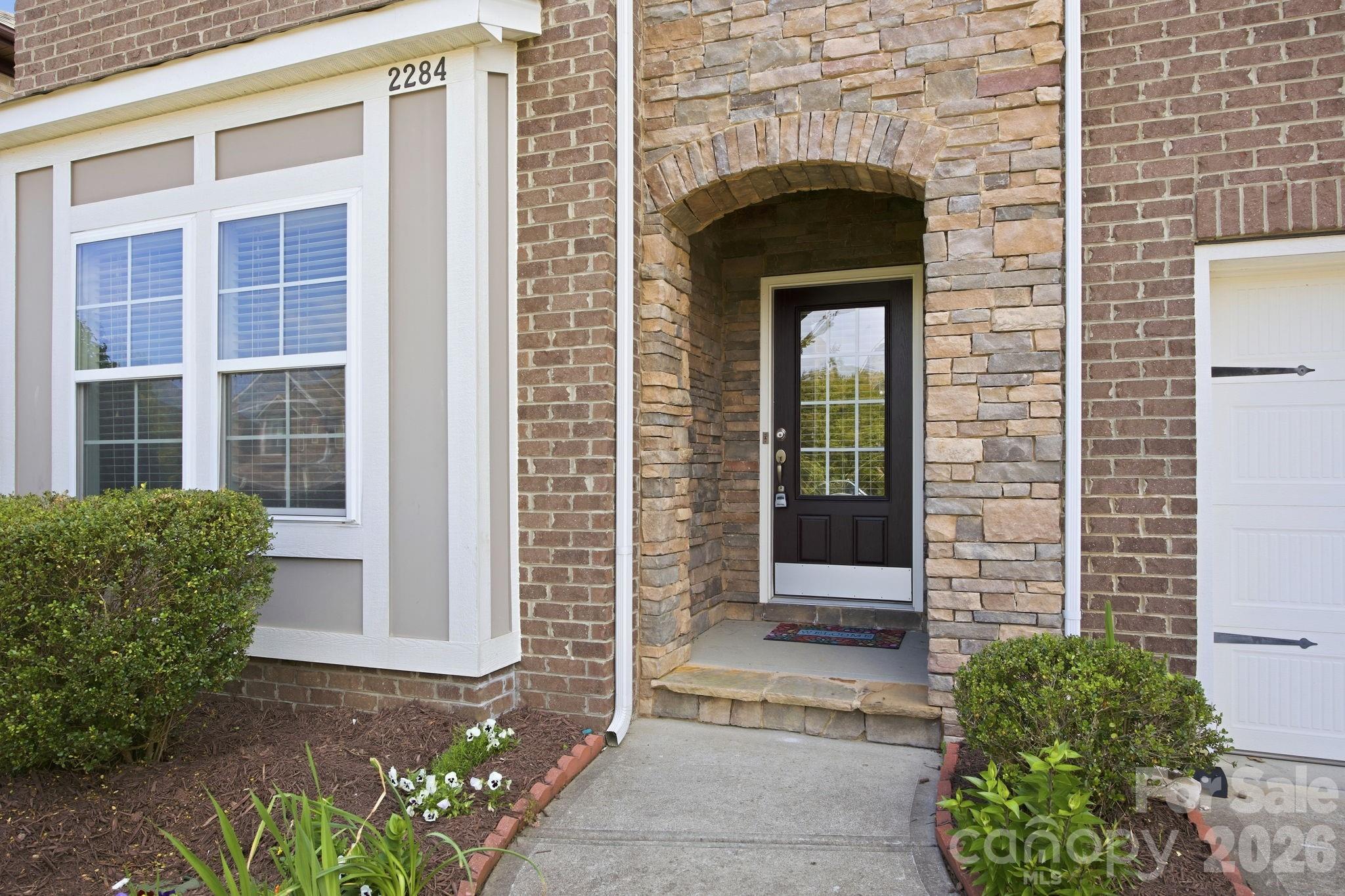 2284 Barrowcliffe Drive NW — Concord
