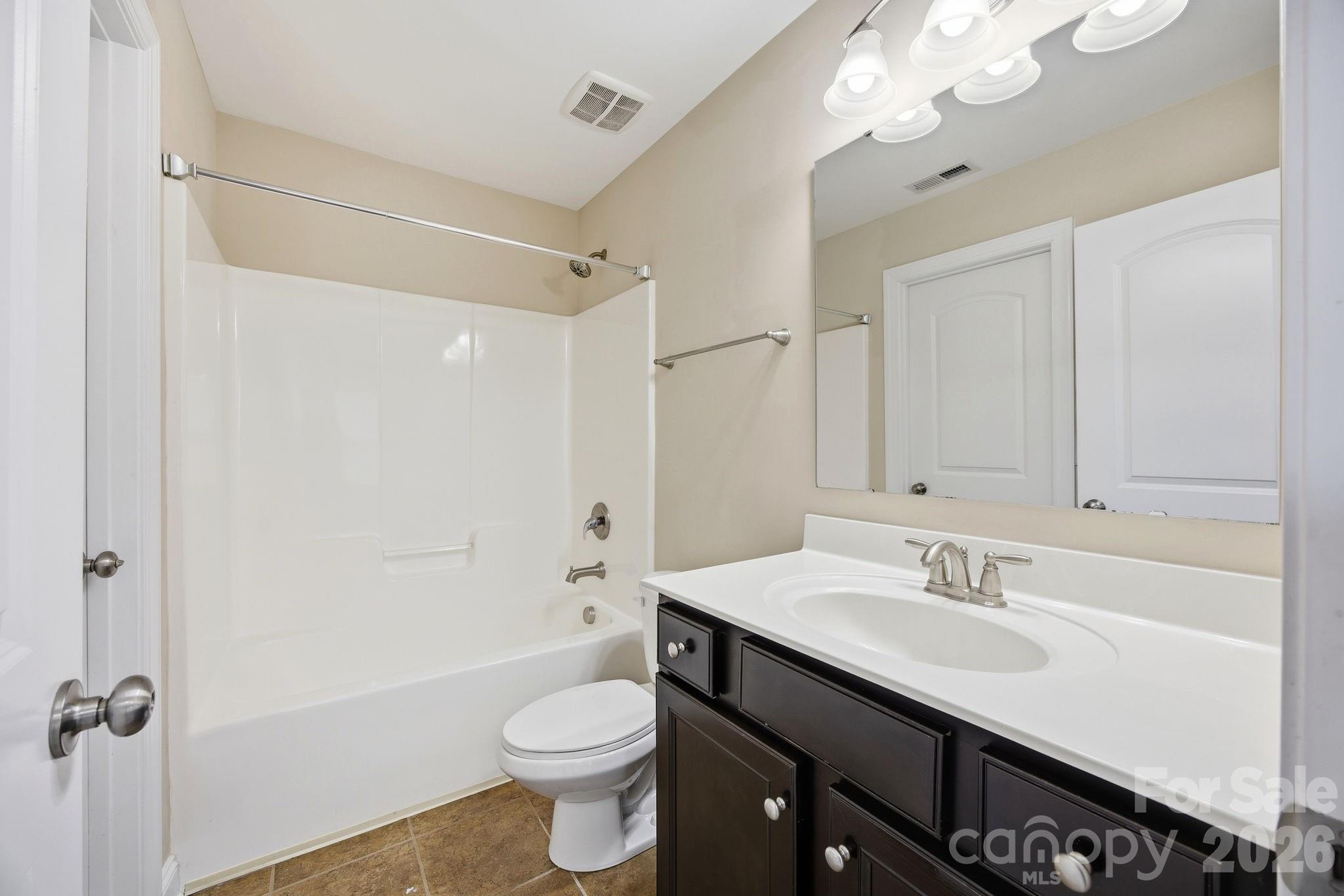 2284 Barrowcliffe Drive NW — Concord