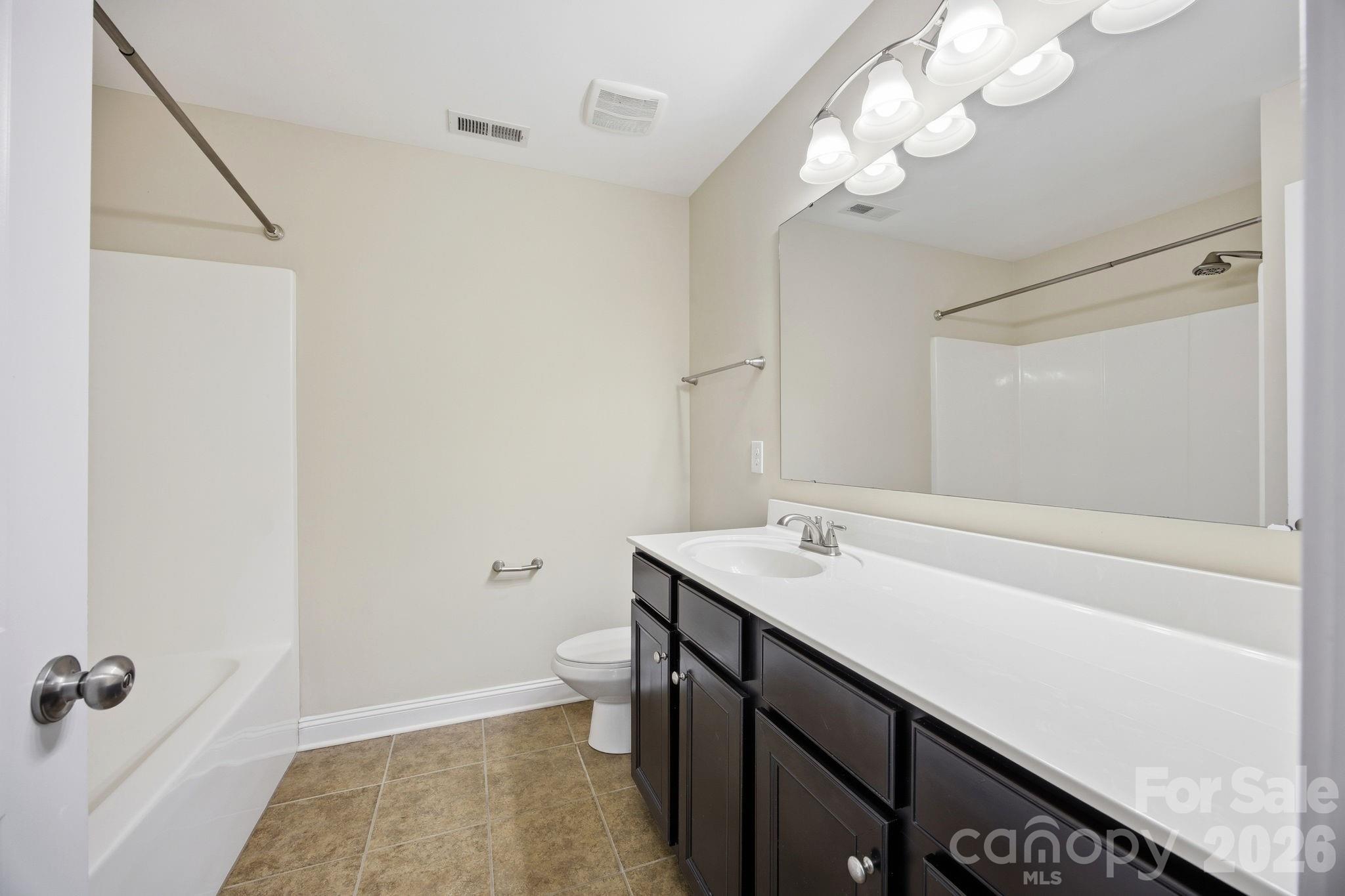 2284 Barrowcliffe Drive NW — Concord