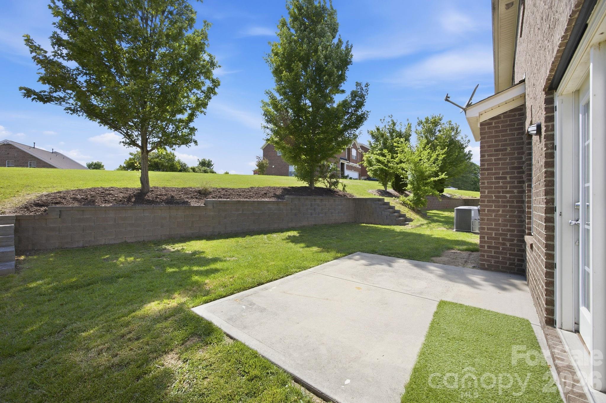 2284 Barrowcliffe Drive NW — Concord