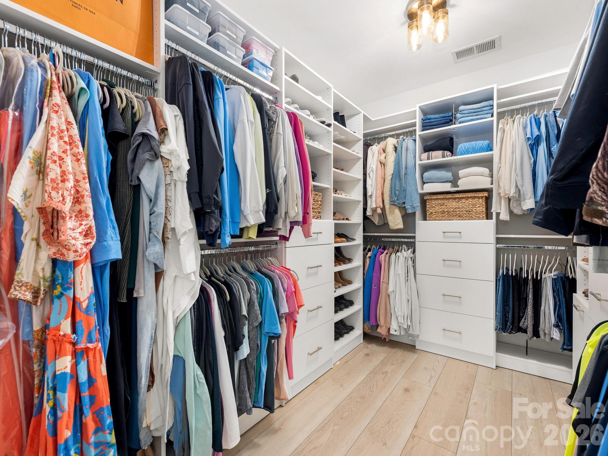 6025 Glenmore Garden Drive — Charlotte