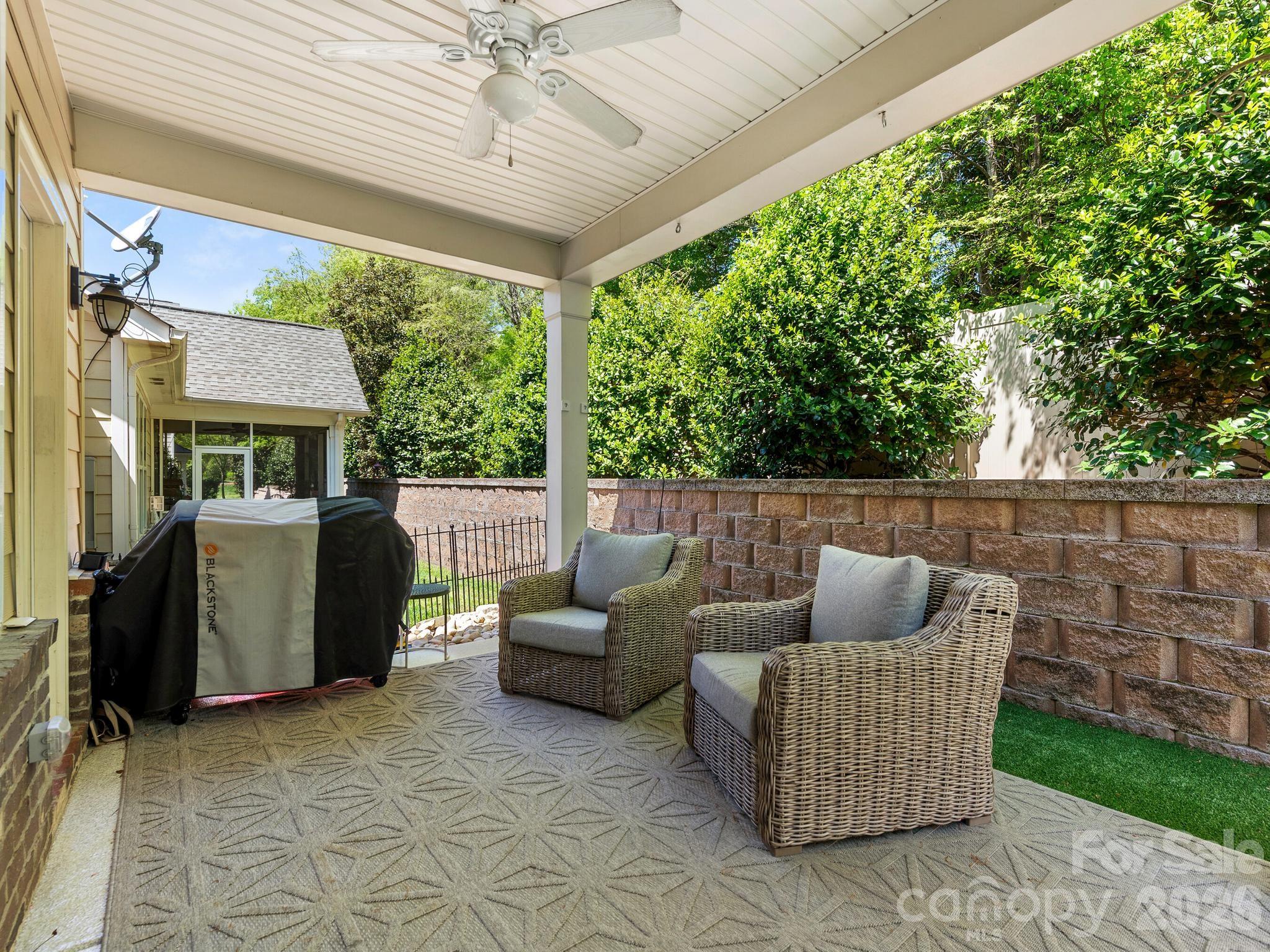 6025 Glenmore Garden Drive — Charlotte