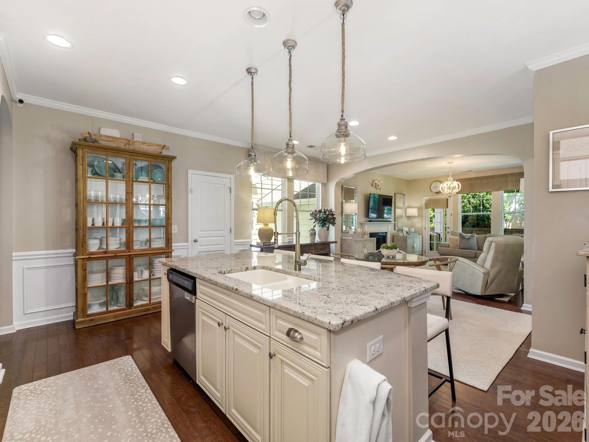 6025 Glenmore Garden Drive — Charlotte