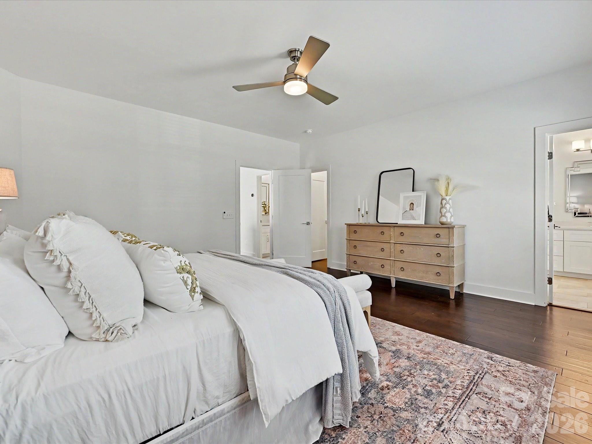 1216 Lomax Avenue — Charlotte