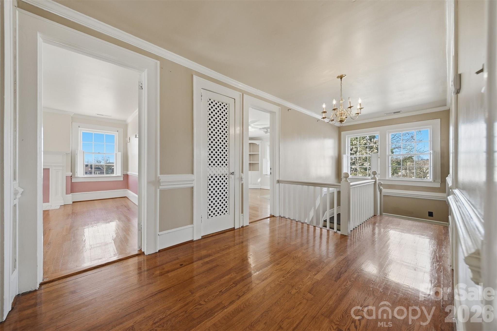 1010 College Avenue SW — Lenoir