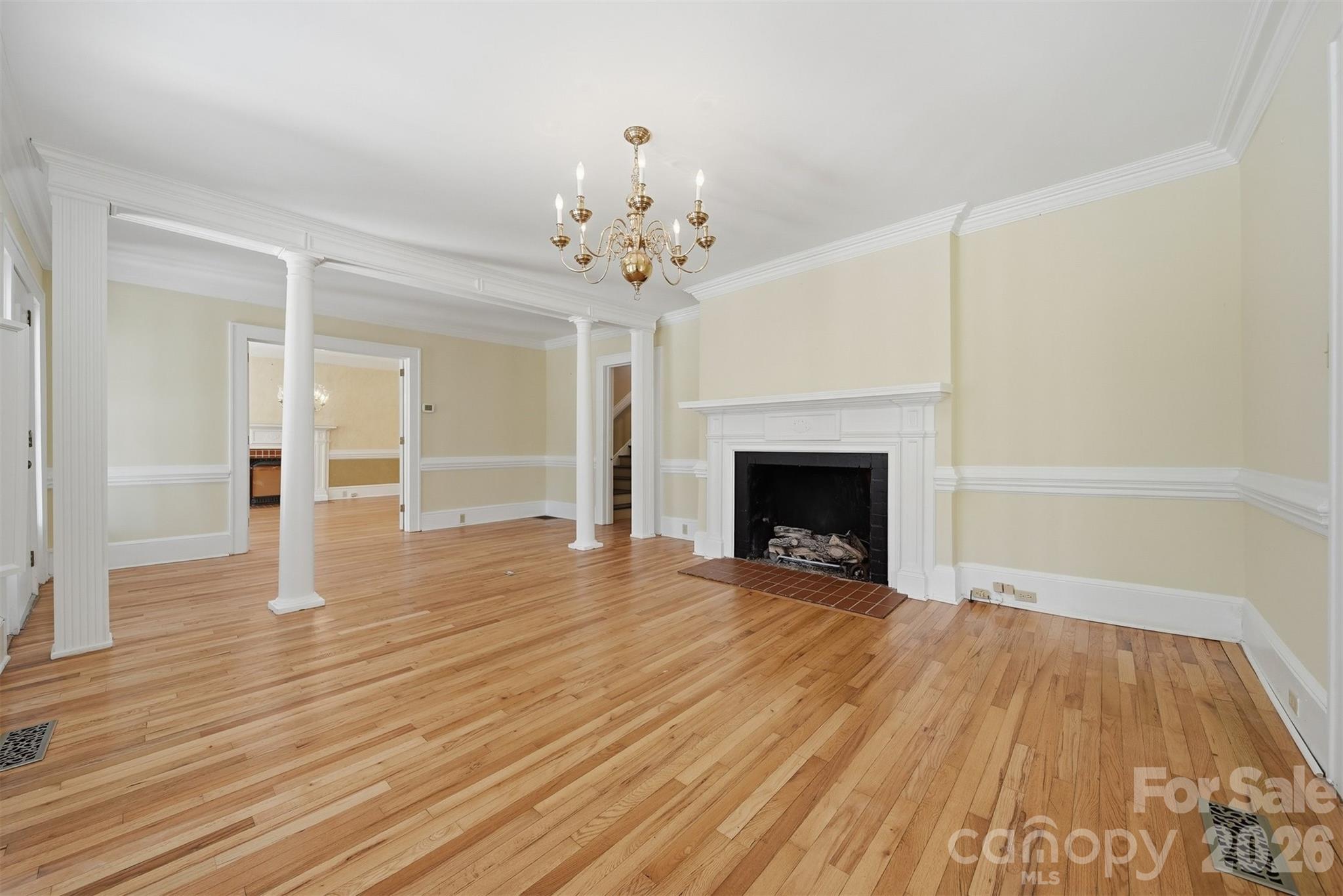 1010 College Avenue SW — Lenoir