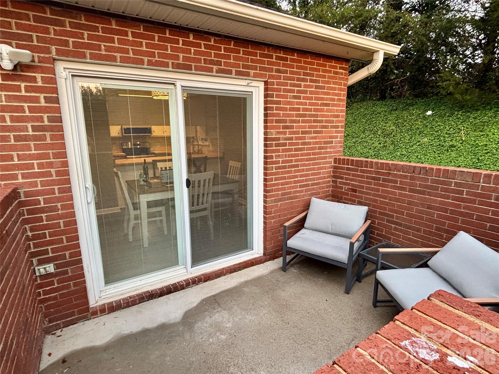 102 Brandywine Drive NE #M1 — Conover