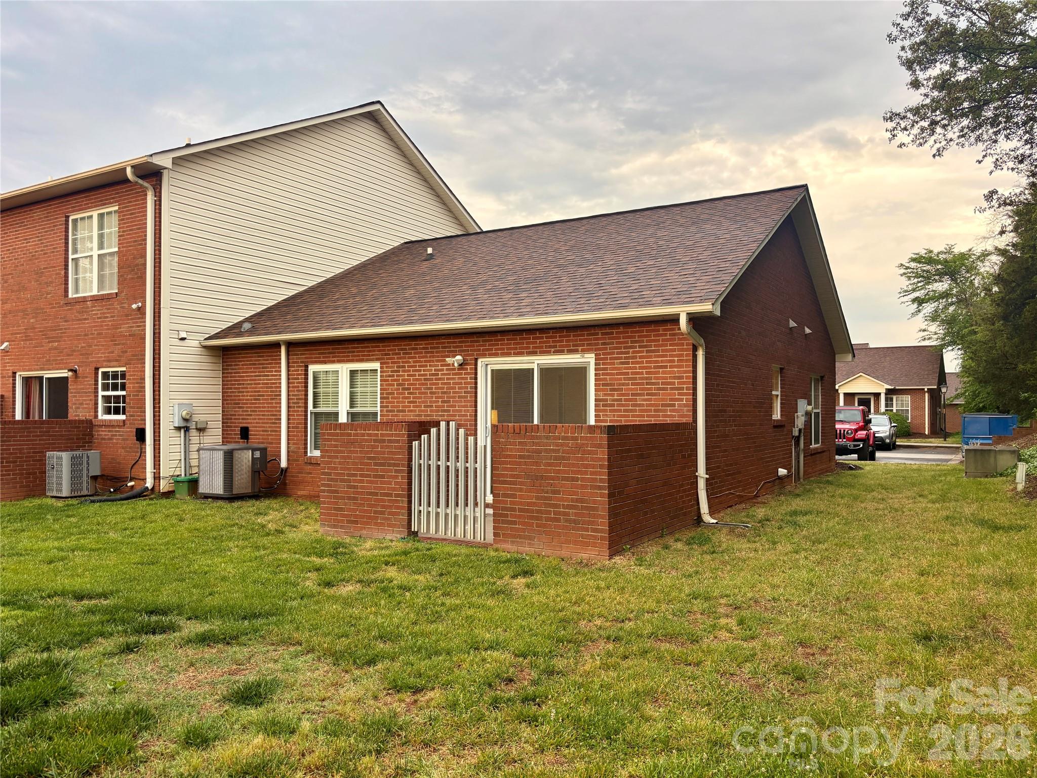 102 Brandywine Drive NE #M1 — Conover