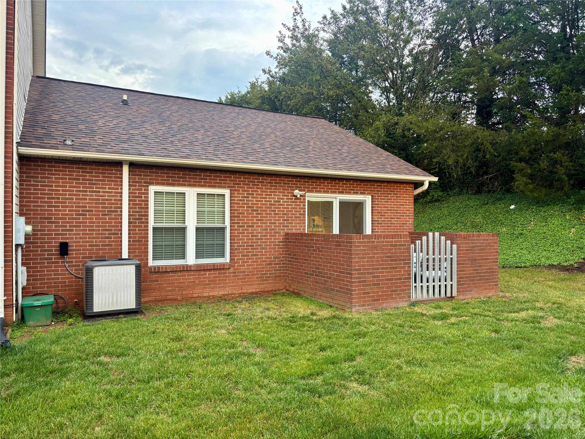 102 Brandywine Drive NE #M1 — Conover