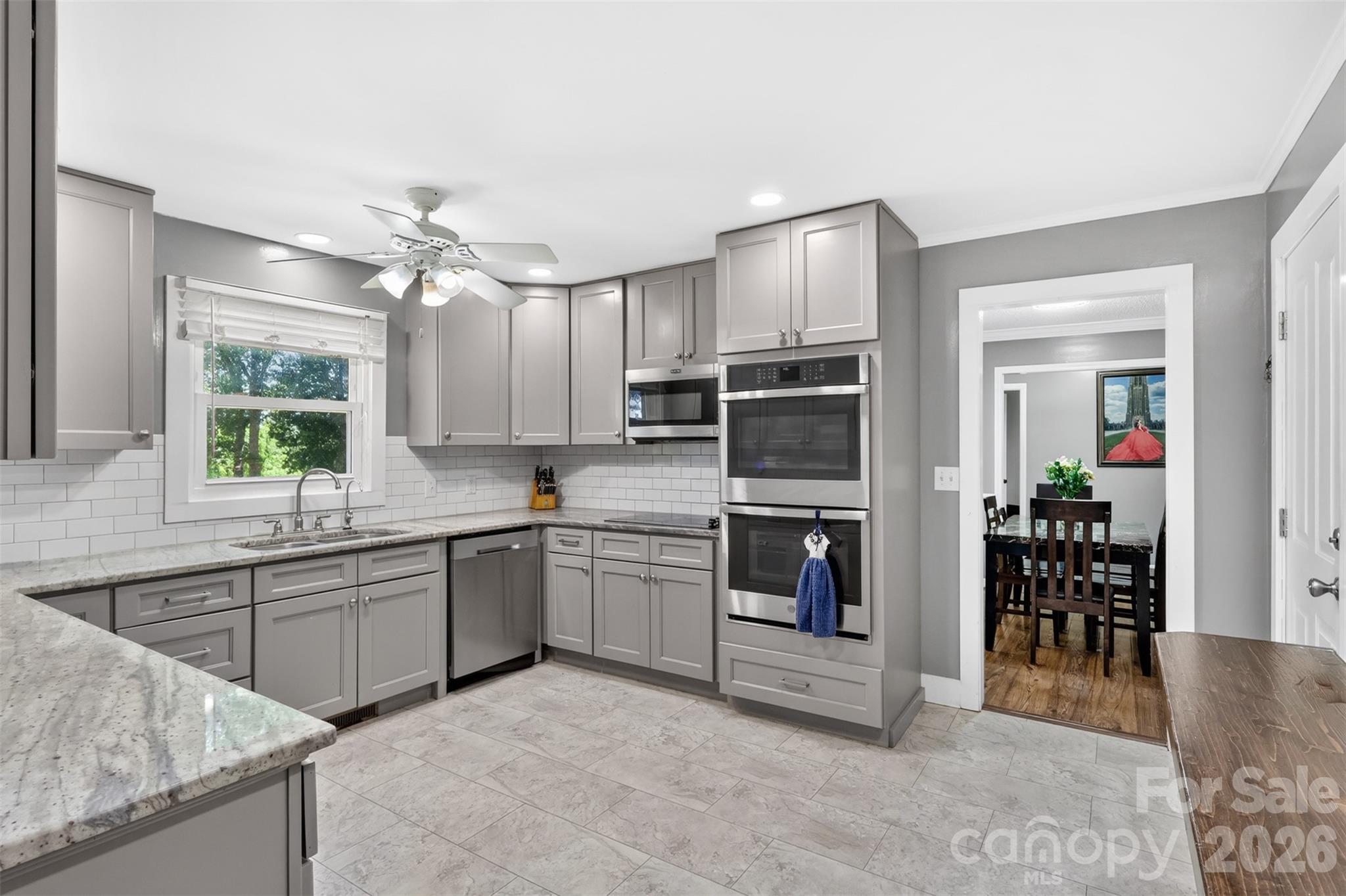 9807 Black Road — Midland