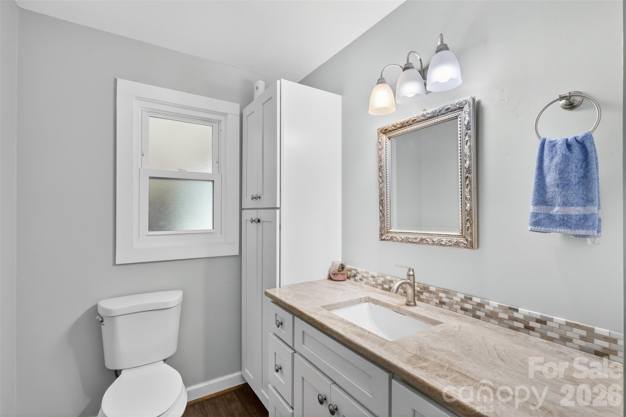 9807 Black Road — Midland