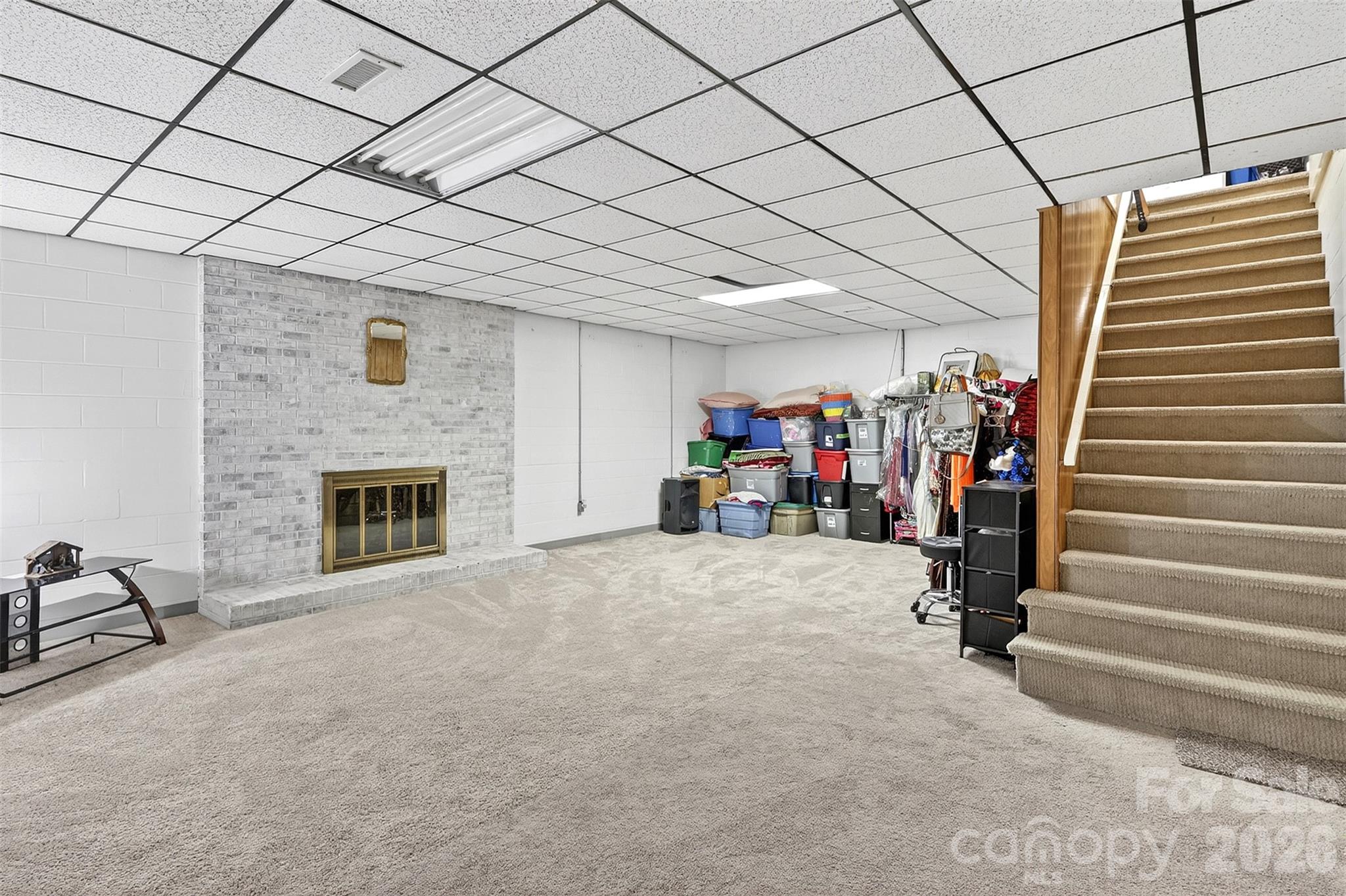 9807 Black Road — Midland