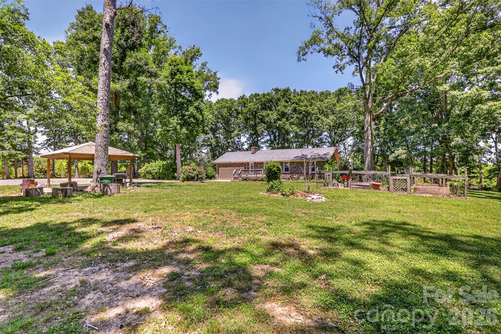 9807 Black Road — Midland