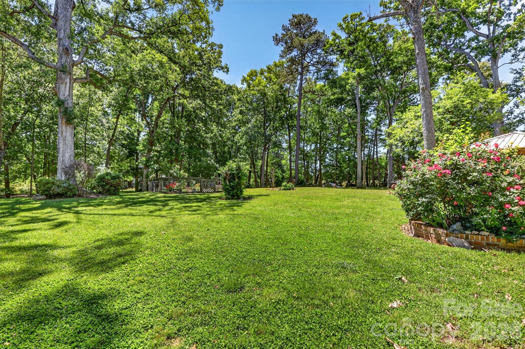 9807 Black Road — Midland