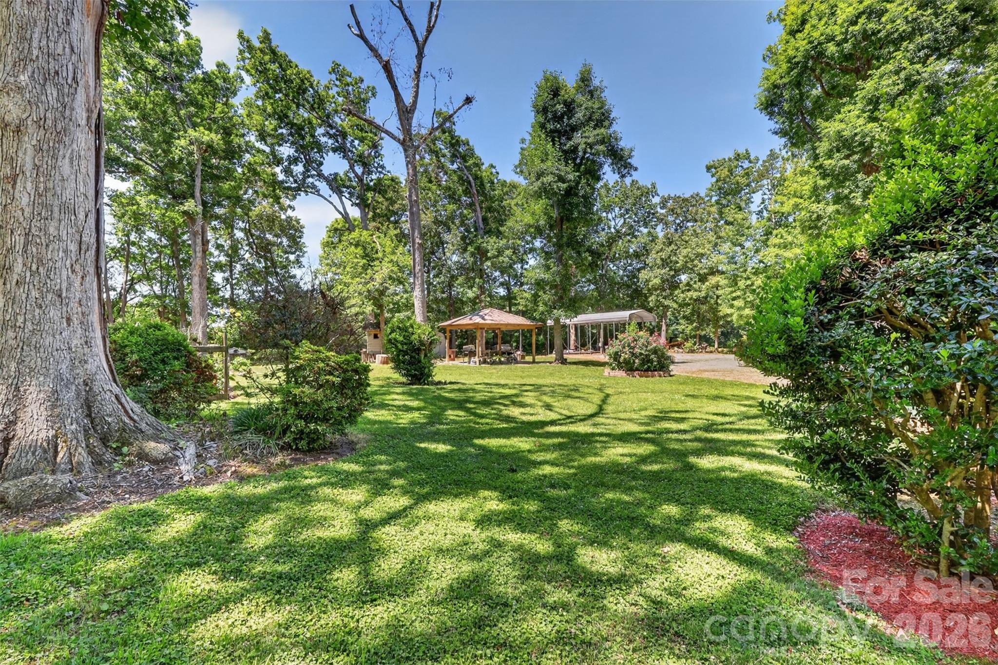 9807 Black Road — Midland