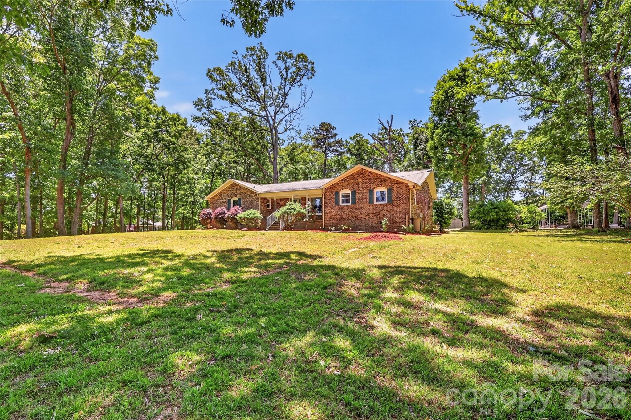 9807 Black Road — Midland