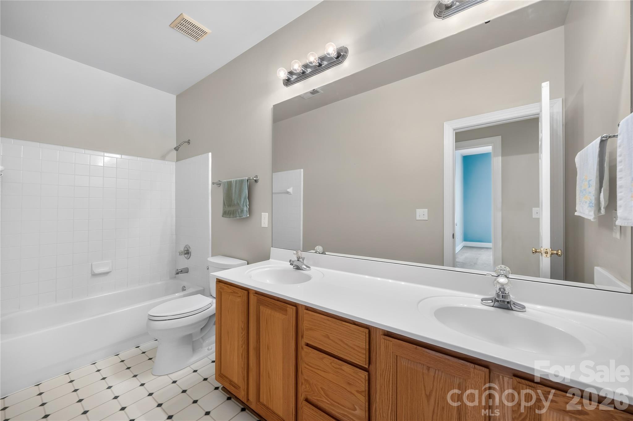 121 Morrows Ridge Lane — Mooresville