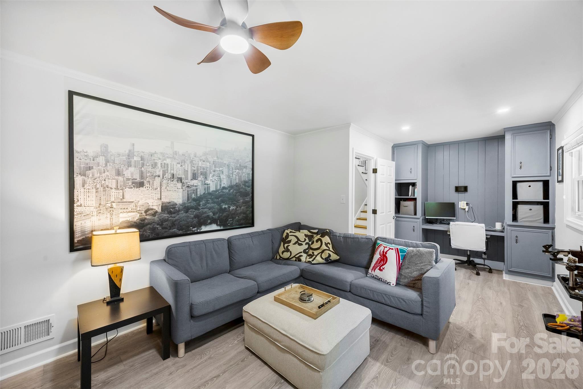 2411 Roundabout Lane — Charlotte