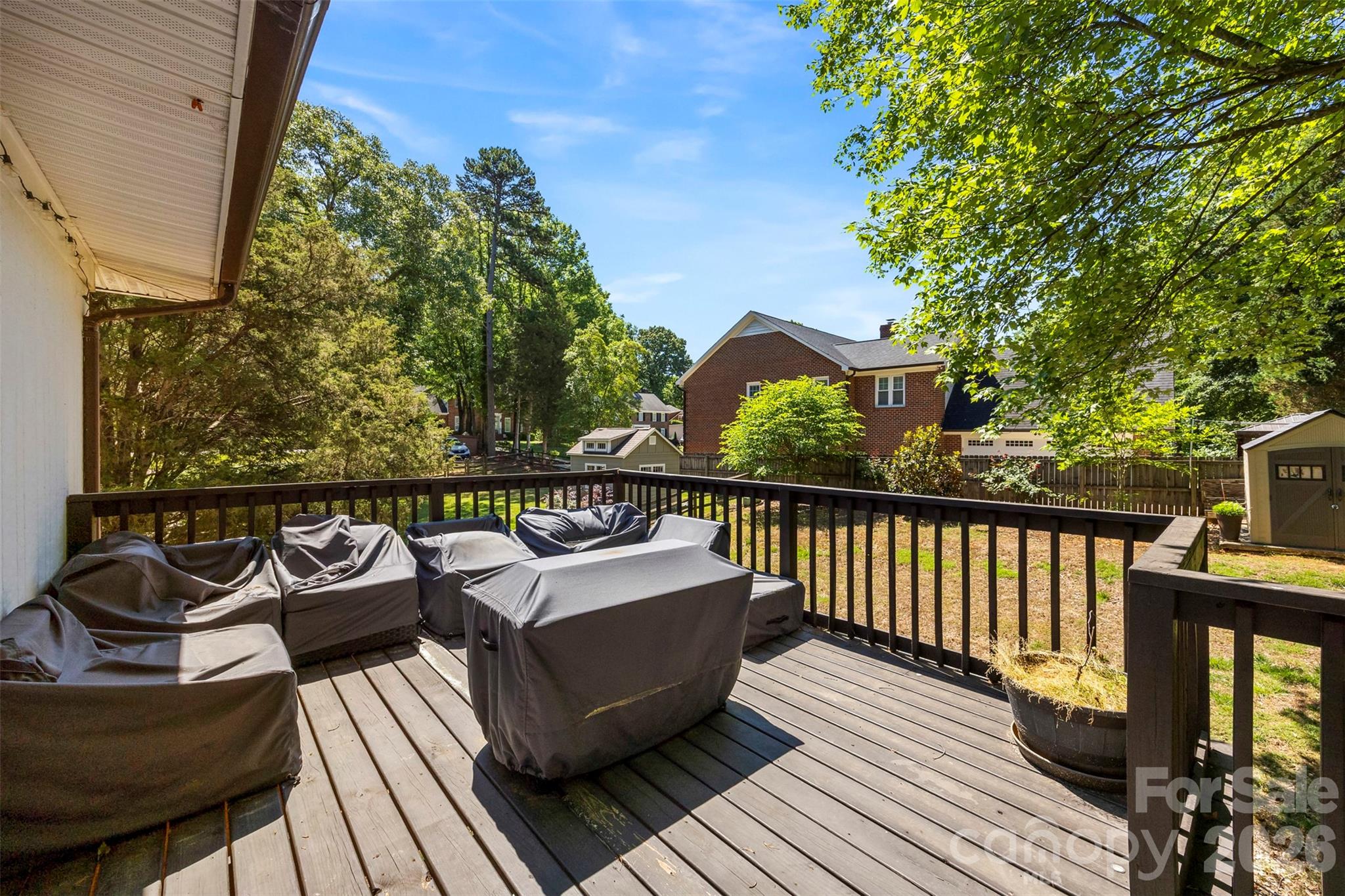 2411 Roundabout Lane — Charlotte