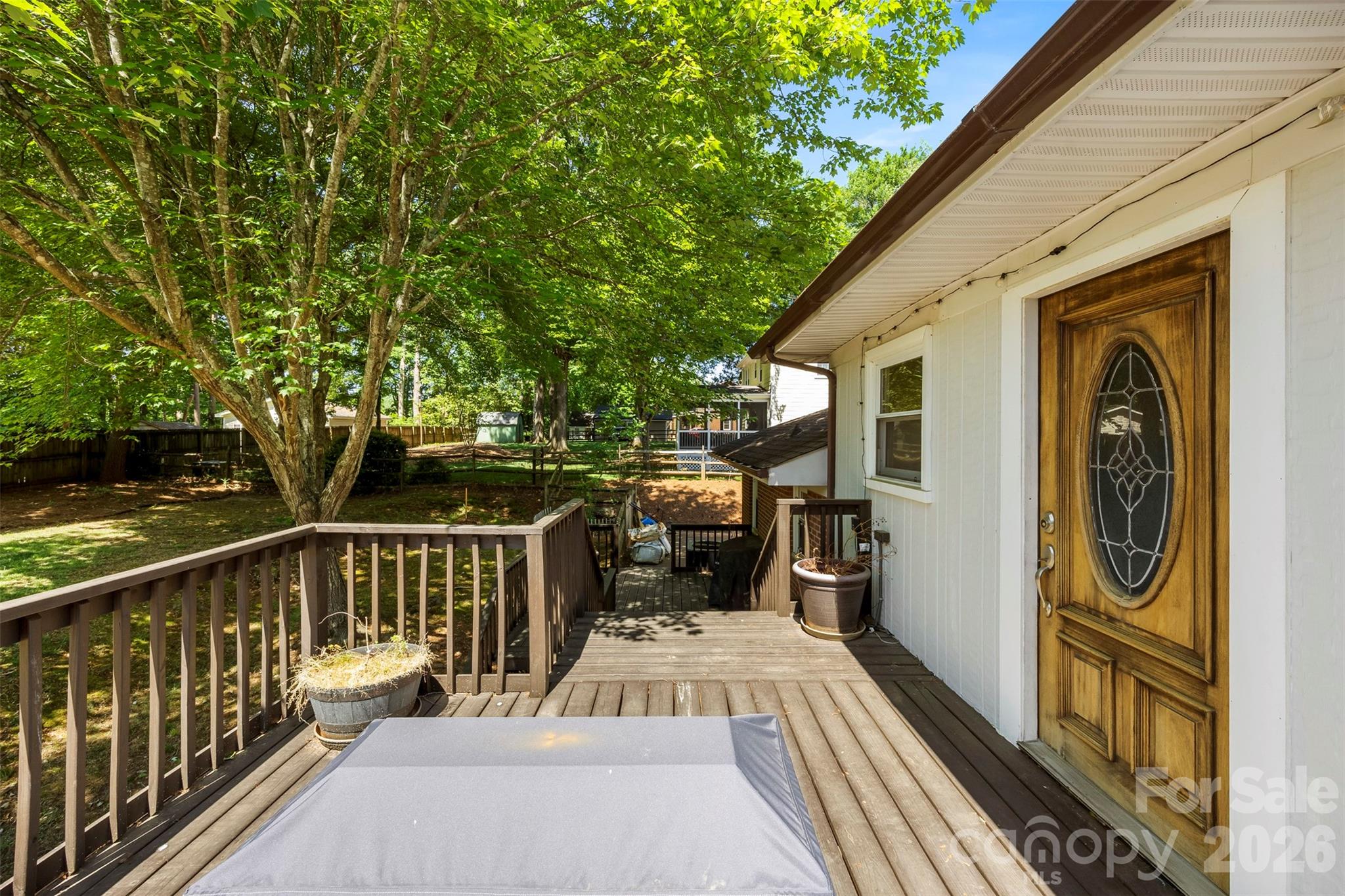 2411 Roundabout Lane — Charlotte