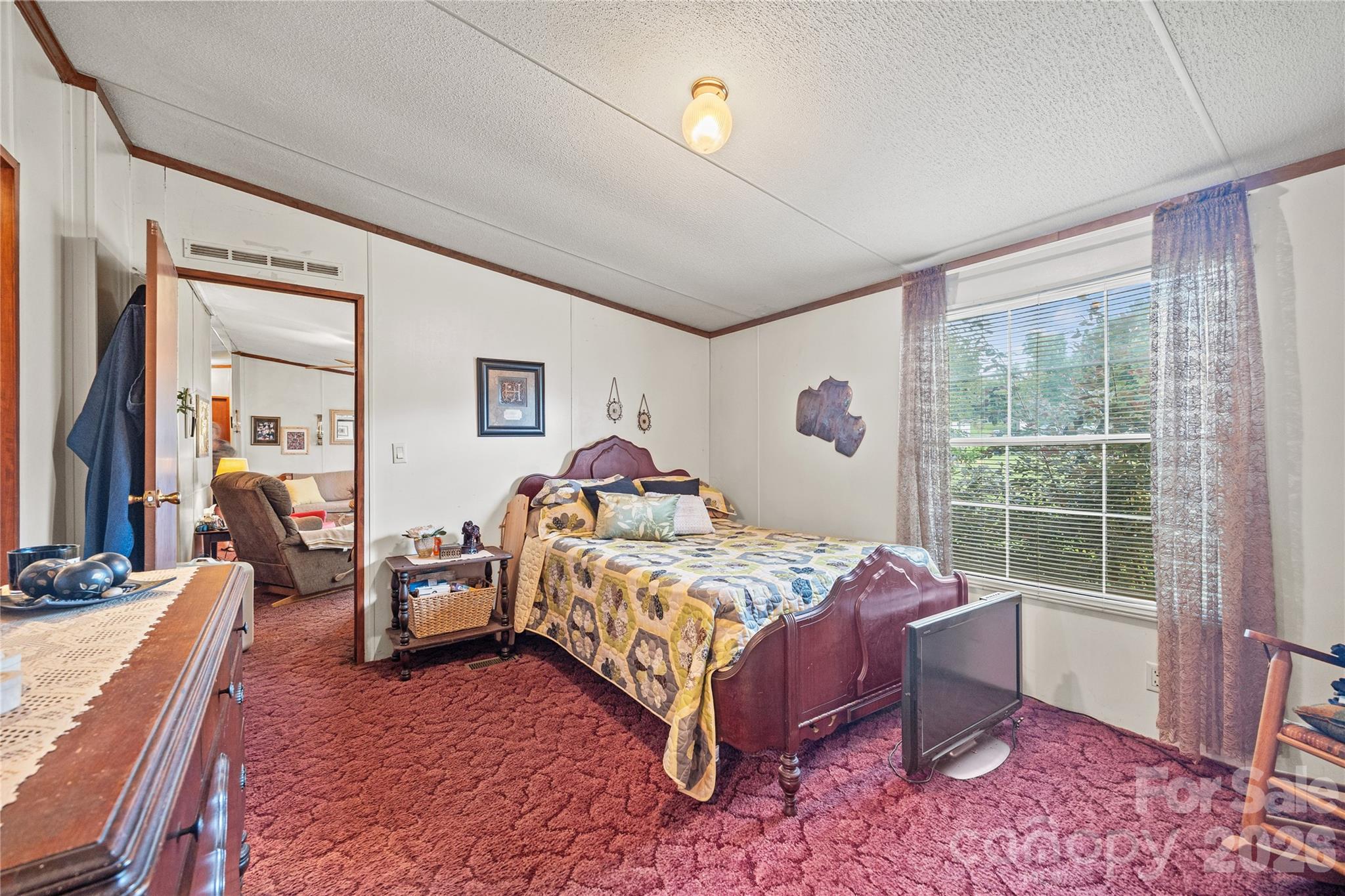 323 Carlyle Road — Troutman