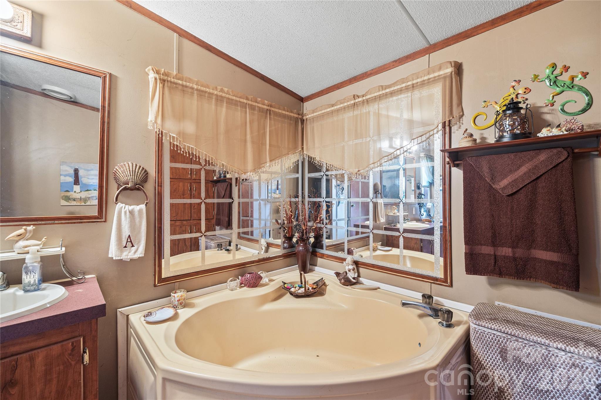 323 Carlyle Road — Troutman